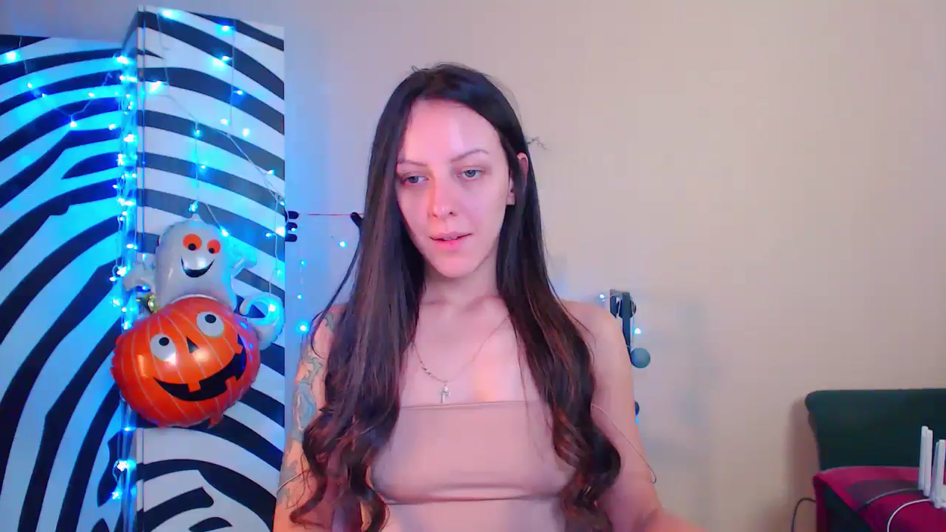 Gallery image thumbnail from Cos_Sexy's myfreecams stream on, 11/24/2023, 12:50 image 15 of 20