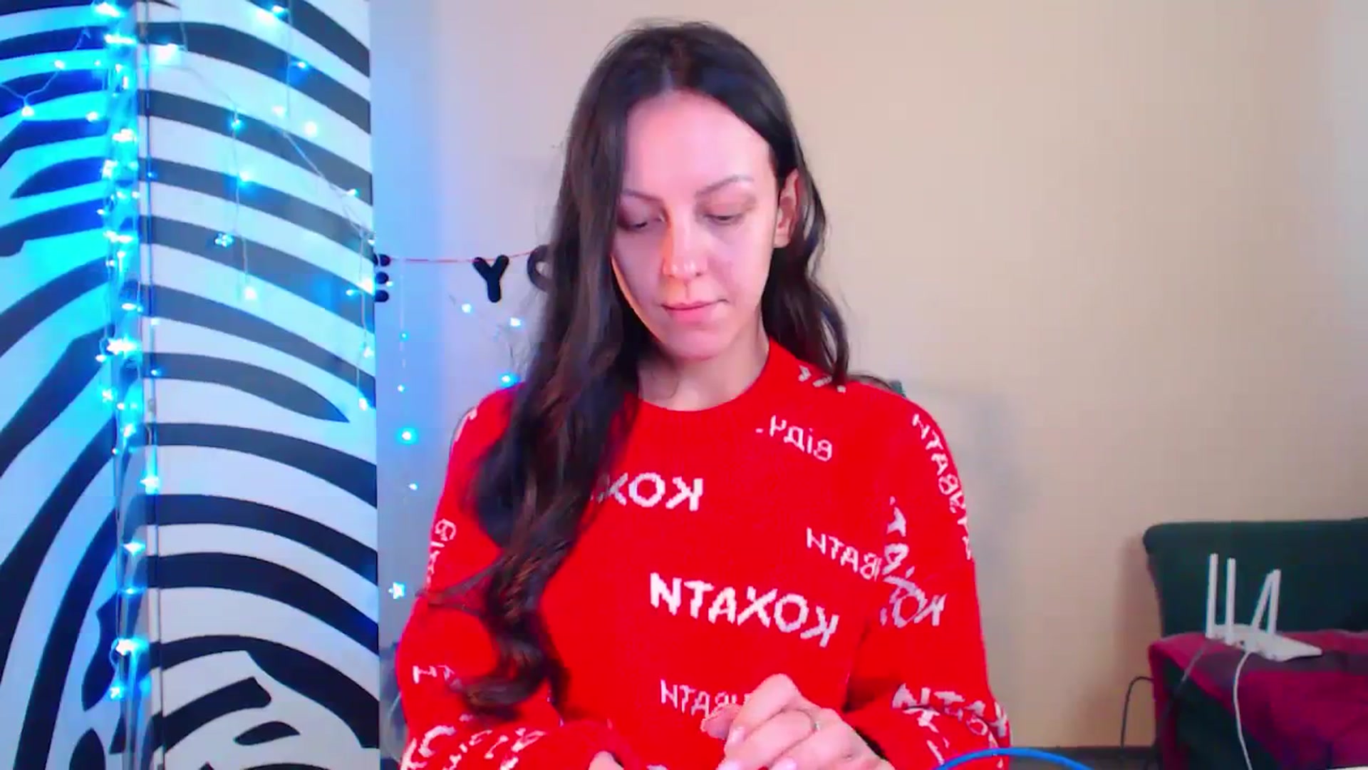 Gallery image thumbnail from Cos_Sexy's myfreecams stream on, 11/30/2023, 13:34 image 9 of 20