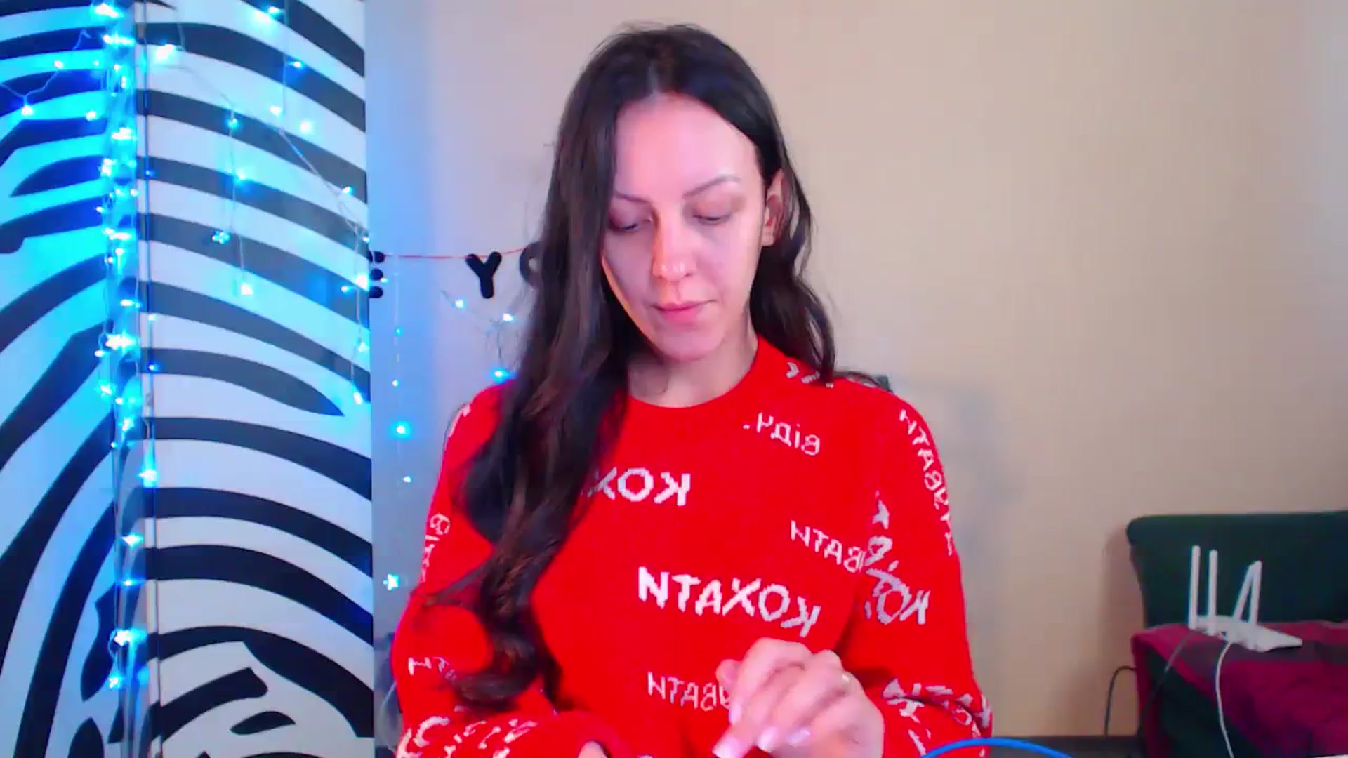 Gallery image thumbnail from Cos_Sexy's myfreecams stream on, 11/30/2023, 13:34 image 13 of 20