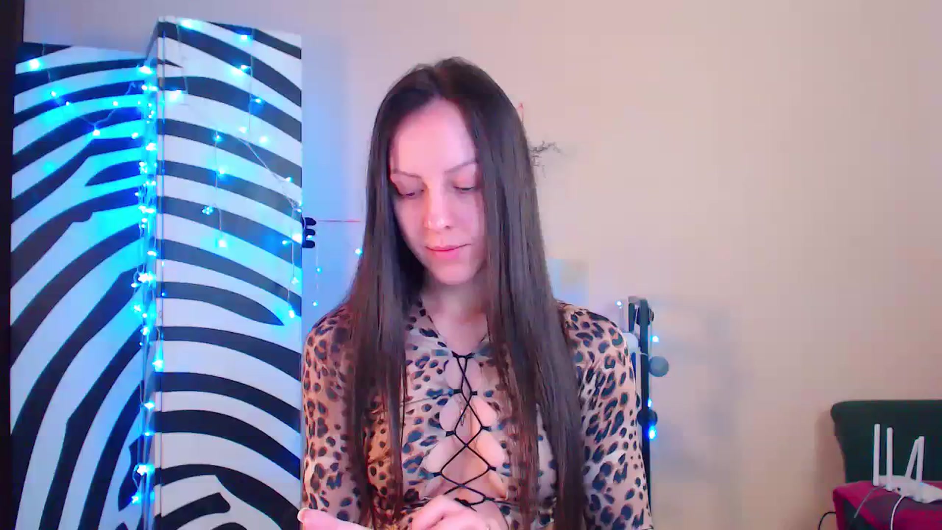 Gallery image thumbnail from Cos_Sexy's myfreecams stream on, 12/06/2023, 11:53 image 1 of 20