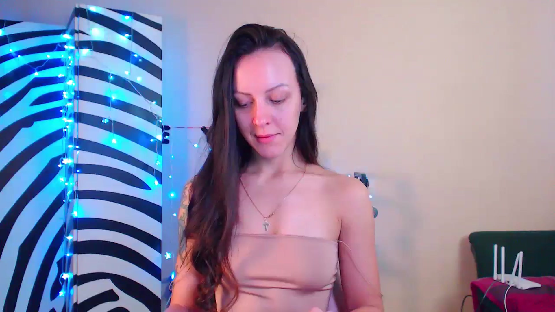Gallery image thumbnail from Cos_Sexy's myfreecams stream on, 12/11/2023, 11:49 image 20 of 20