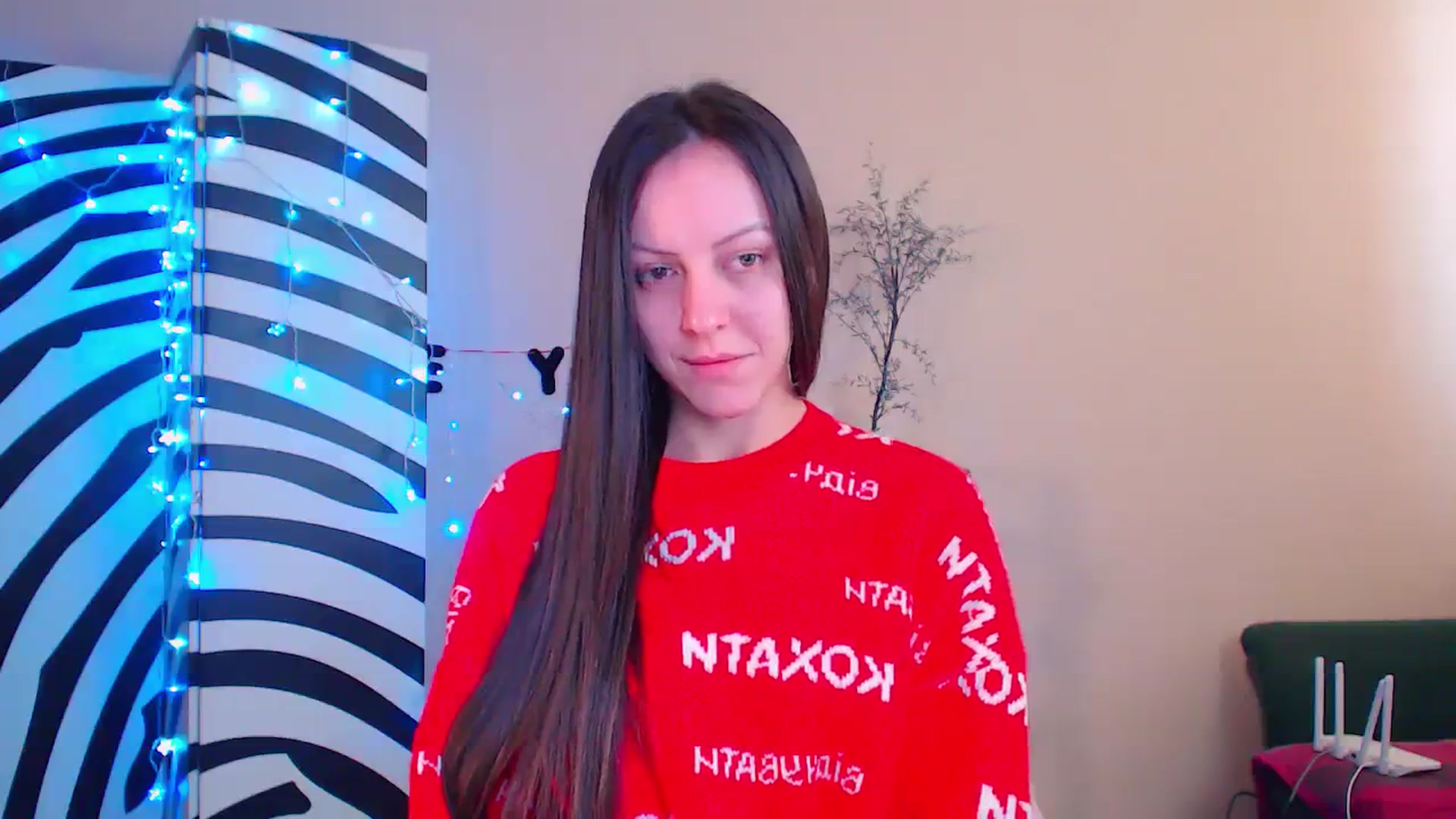 Gallery image thumbnail from Cos_Sexy's myfreecams stream on, 12/27/2023, 13:09 image 18 of 20