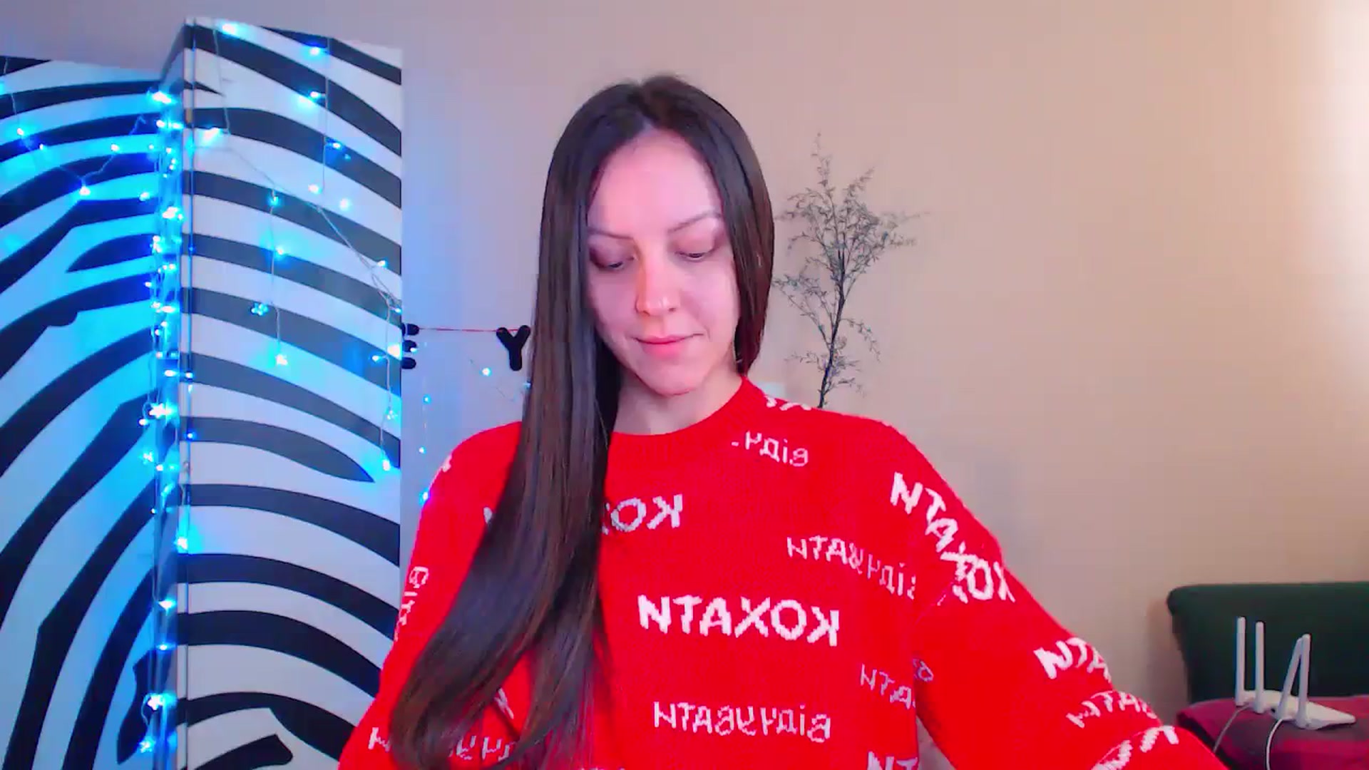 Gallery image thumbnail from Cos_Sexy's myfreecams stream on, 12/27/2023, 13:09 image 19 of 20