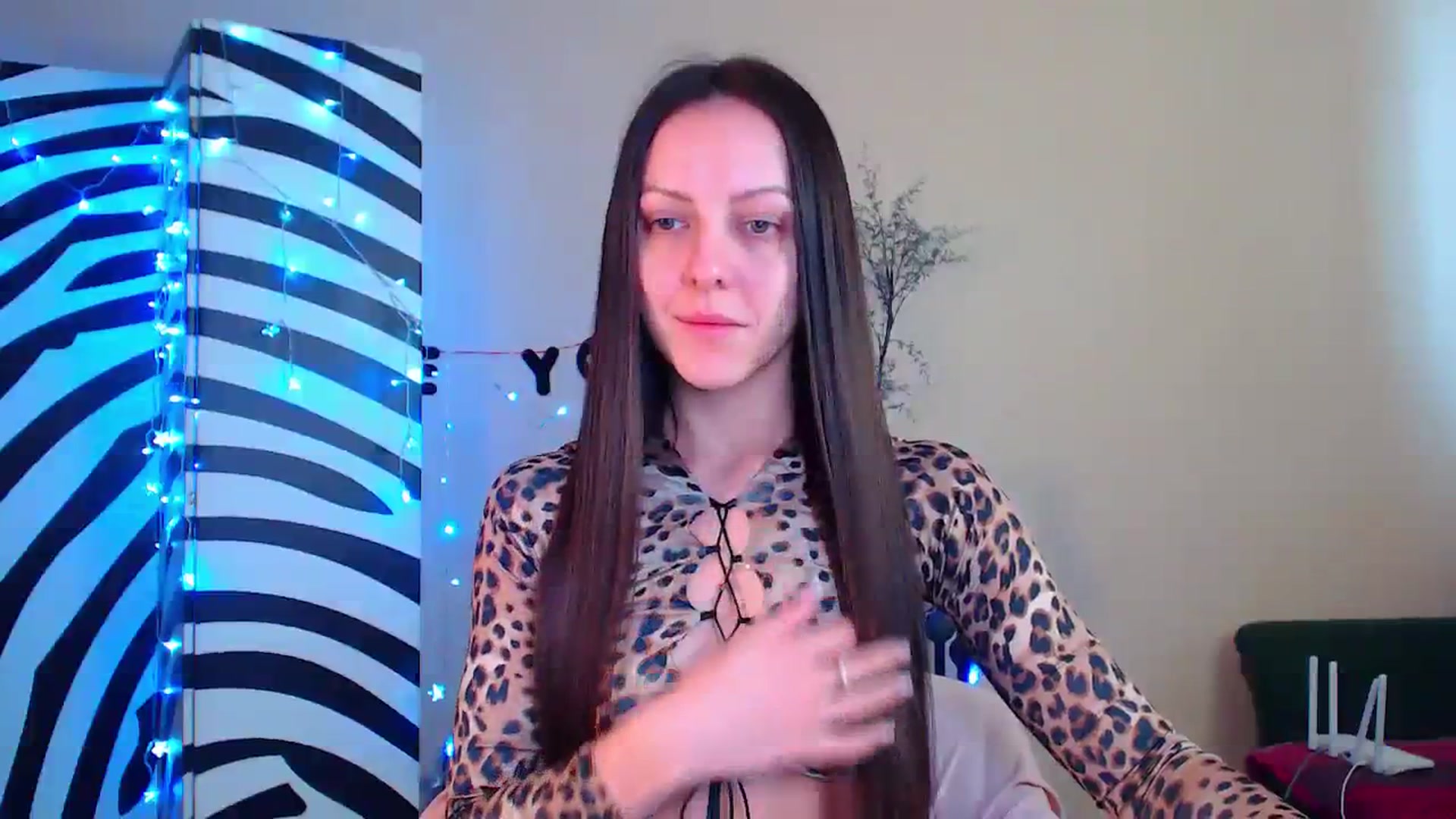 Gallery image thumbnail from Cos_Sexy's myfreecams stream on, 12/28/2023, 11:22 image 2 of 20