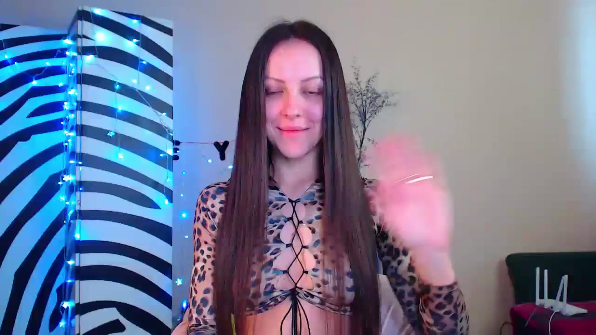 Gallery image thumbnail from Cos_Sexy's myfreecams stream on, 12/28/2023, 11:22 image 1 of 20