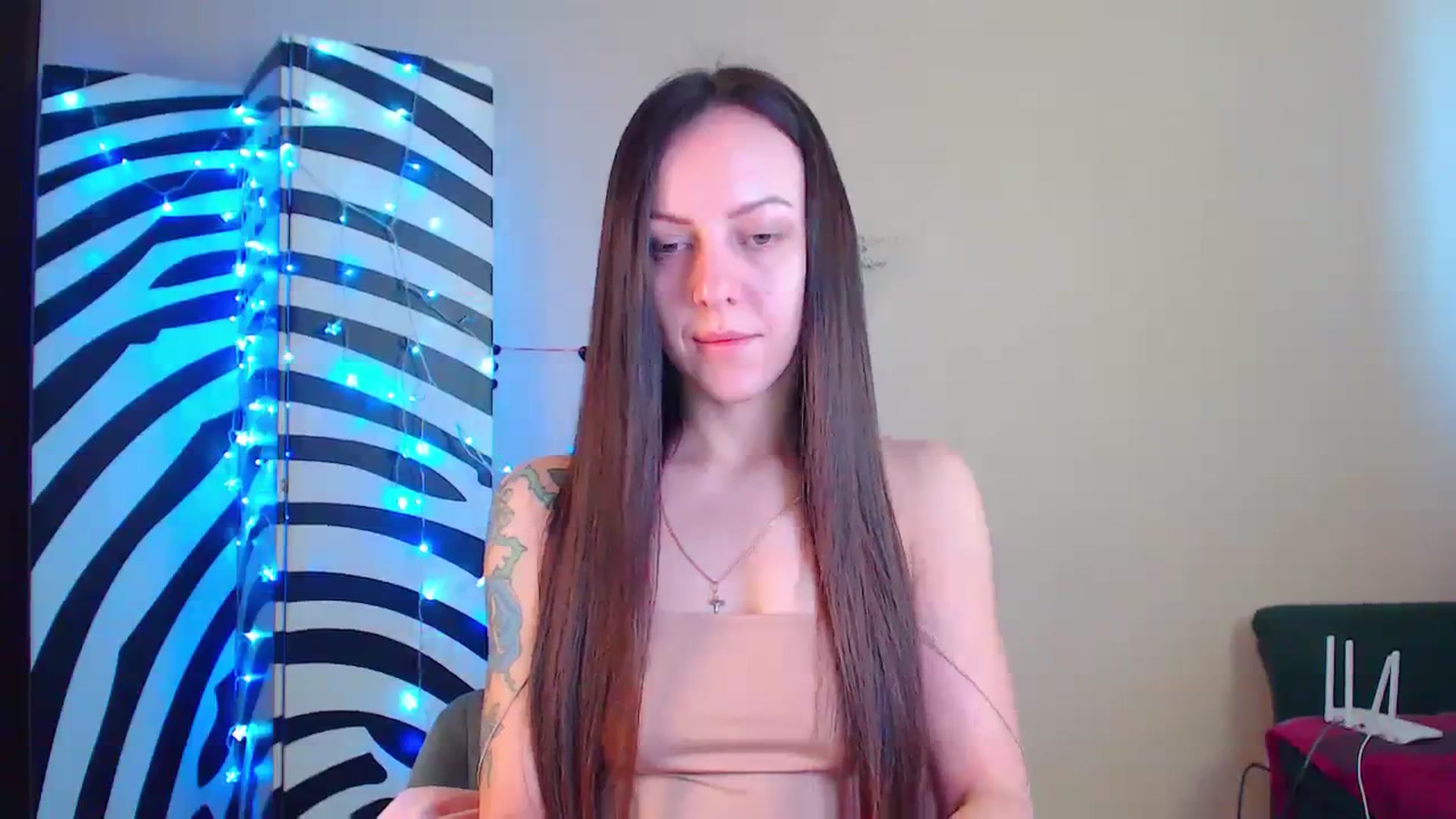 Gallery image thumbnail from Cos_Sexy's myfreecams stream on, 12/31/2023, 11:35 image 6 of 20