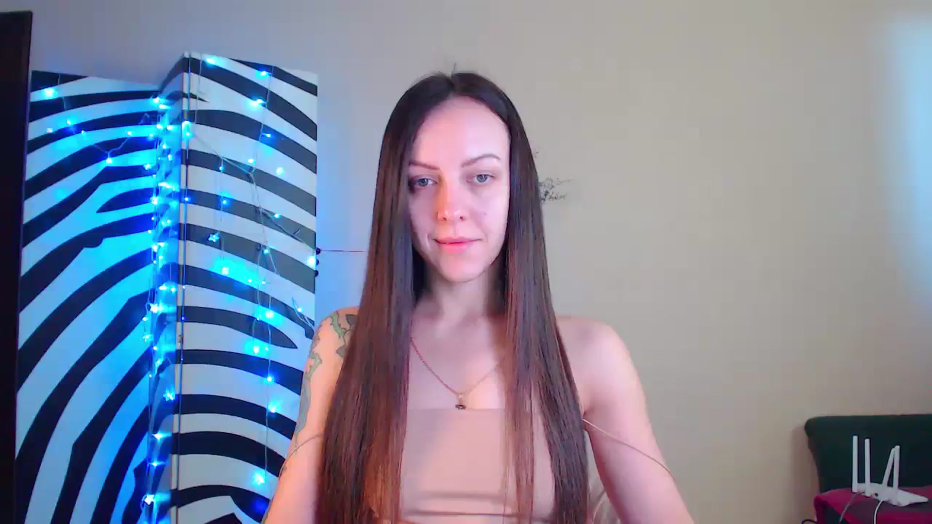 Gallery image thumbnail from Cos_Sexy's myfreecams stream on, 12/31/2023, 11:35 image 2 of 20