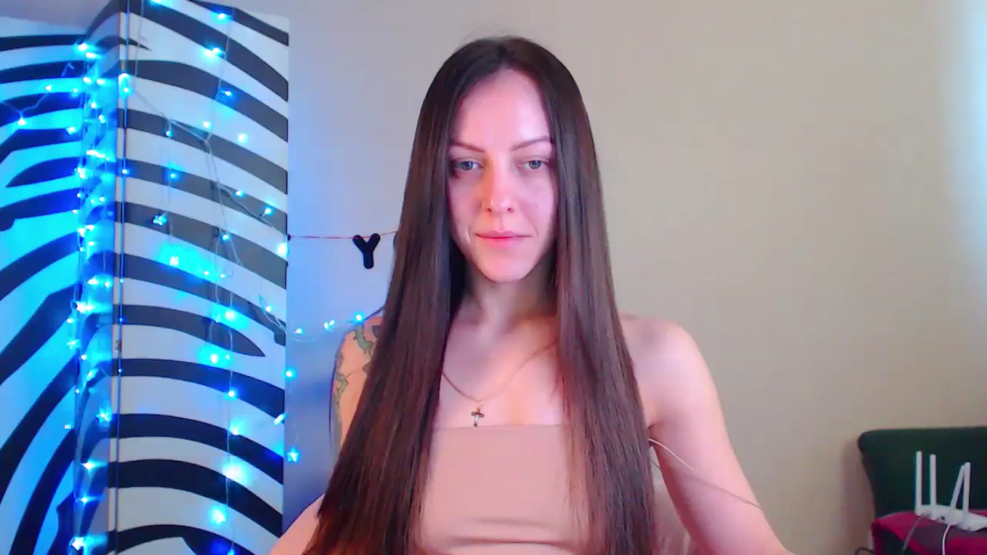 Gallery image thumbnail from Cos_Sexy's myfreecams stream on, 12/31/2023, 12:08 image 8 of 20