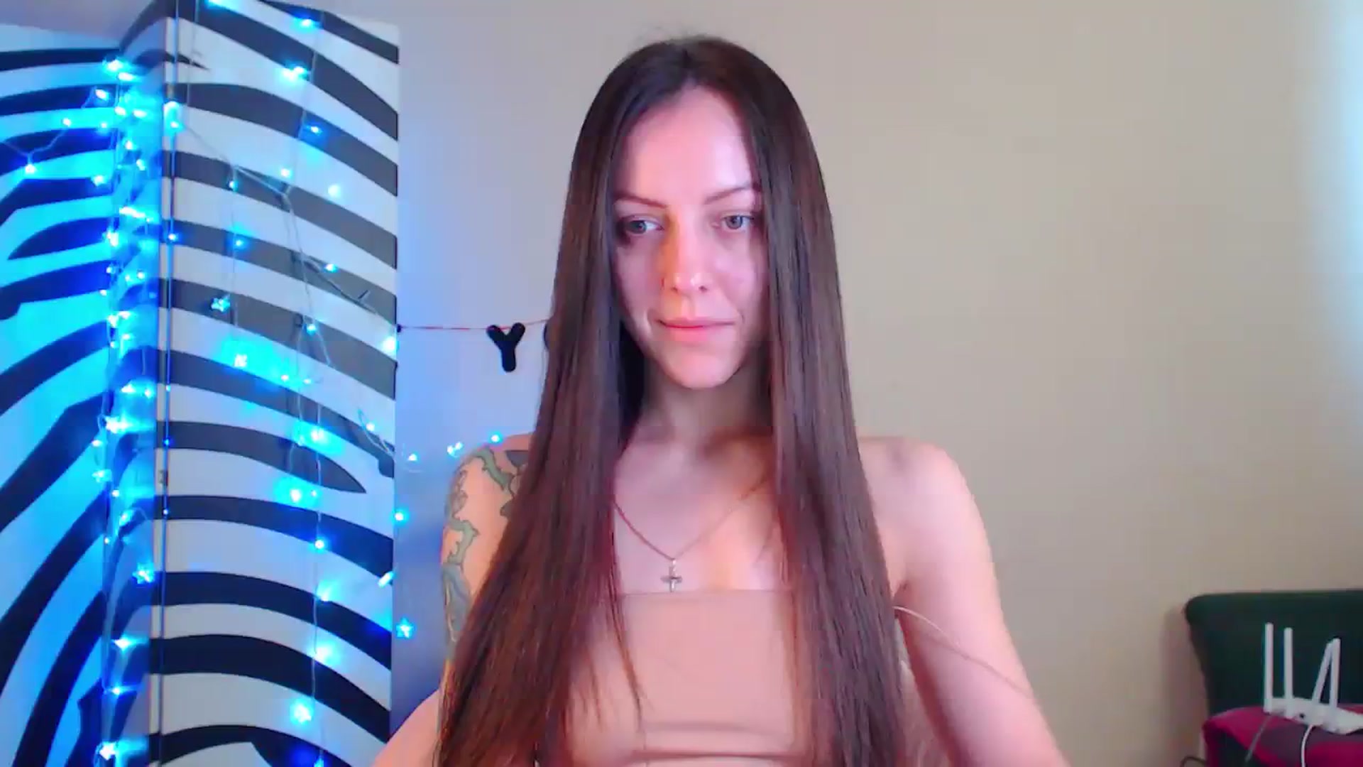 Gallery image thumbnail from Cos_Sexy's myfreecams stream on, 12/31/2023, 12:08 image 4 of 20