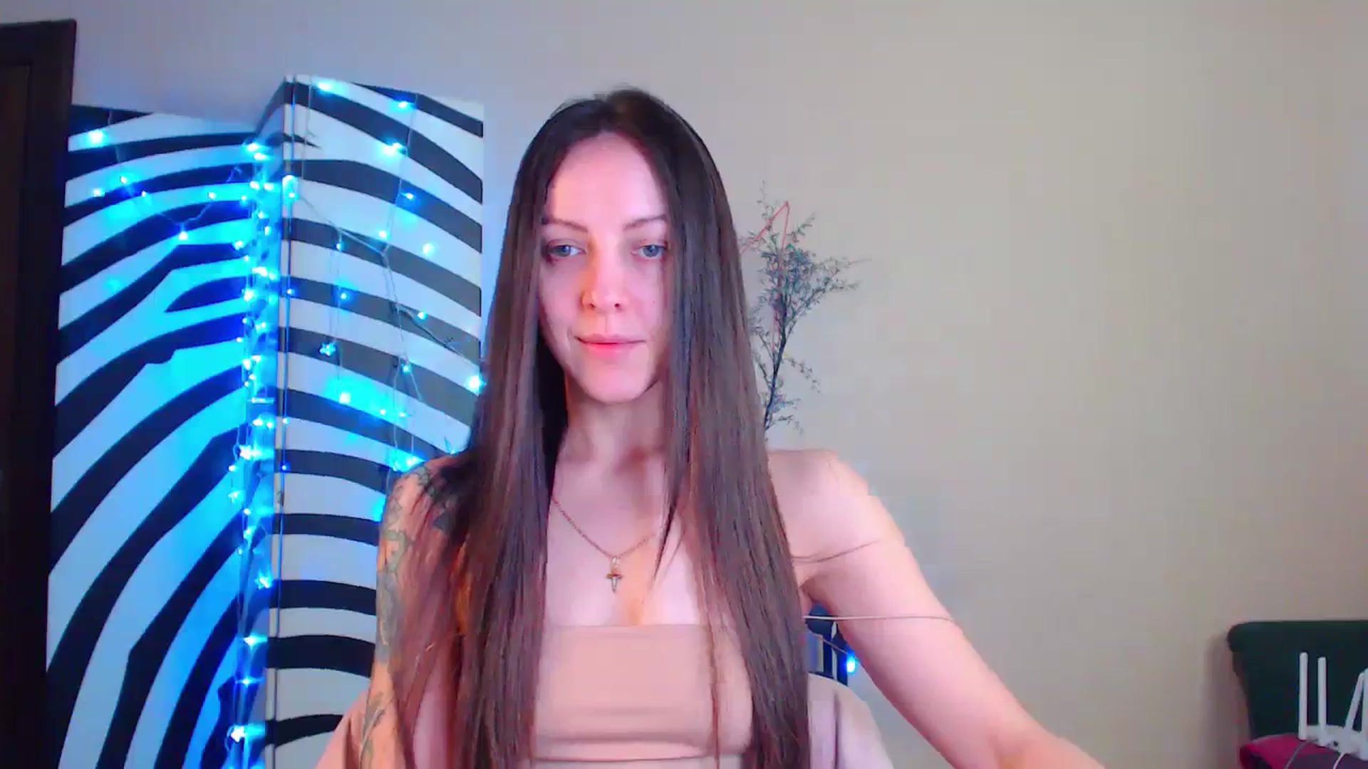 Gallery image thumbnail from Cos_Sexy's myfreecams stream on, 01/02/2024, 12:11 image 8 of 20