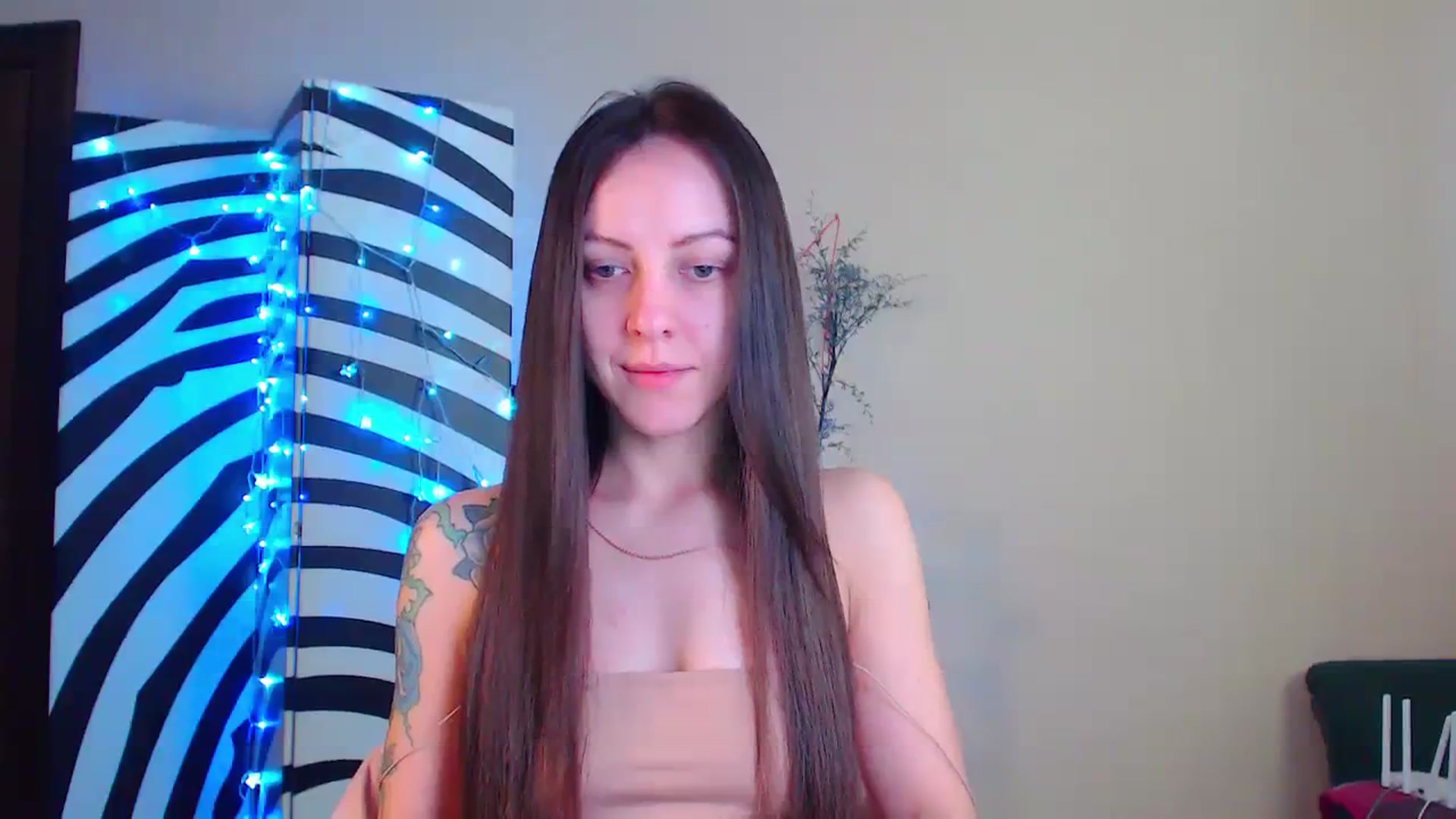 Gallery image thumbnail from Cos_Sexy's myfreecams stream on, 01/02/2024, 12:11 image 2 of 20