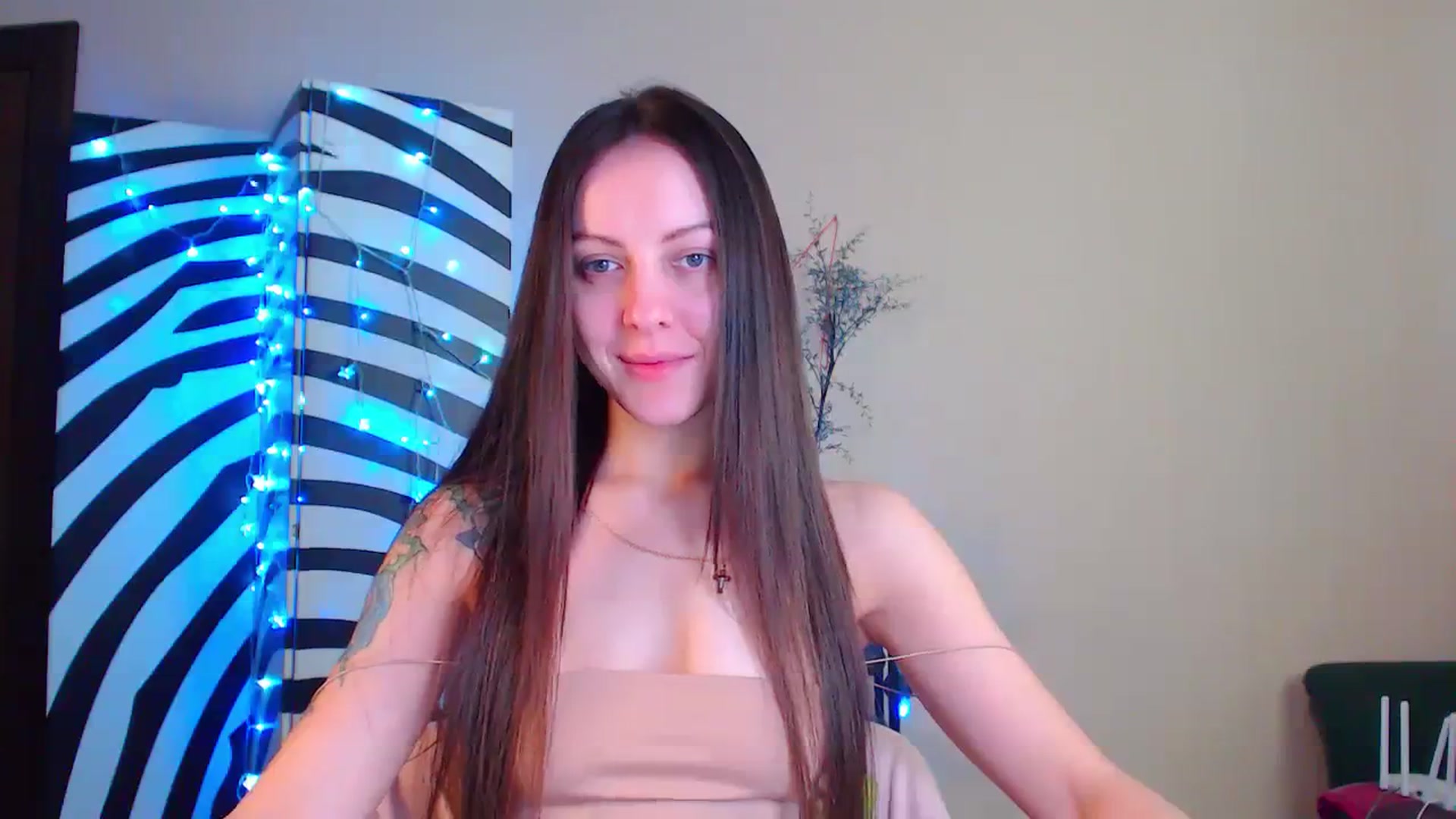 Gallery image thumbnail from Cos_Sexy's myfreecams stream on, 01/02/2024, 12:11 image 16 of 20