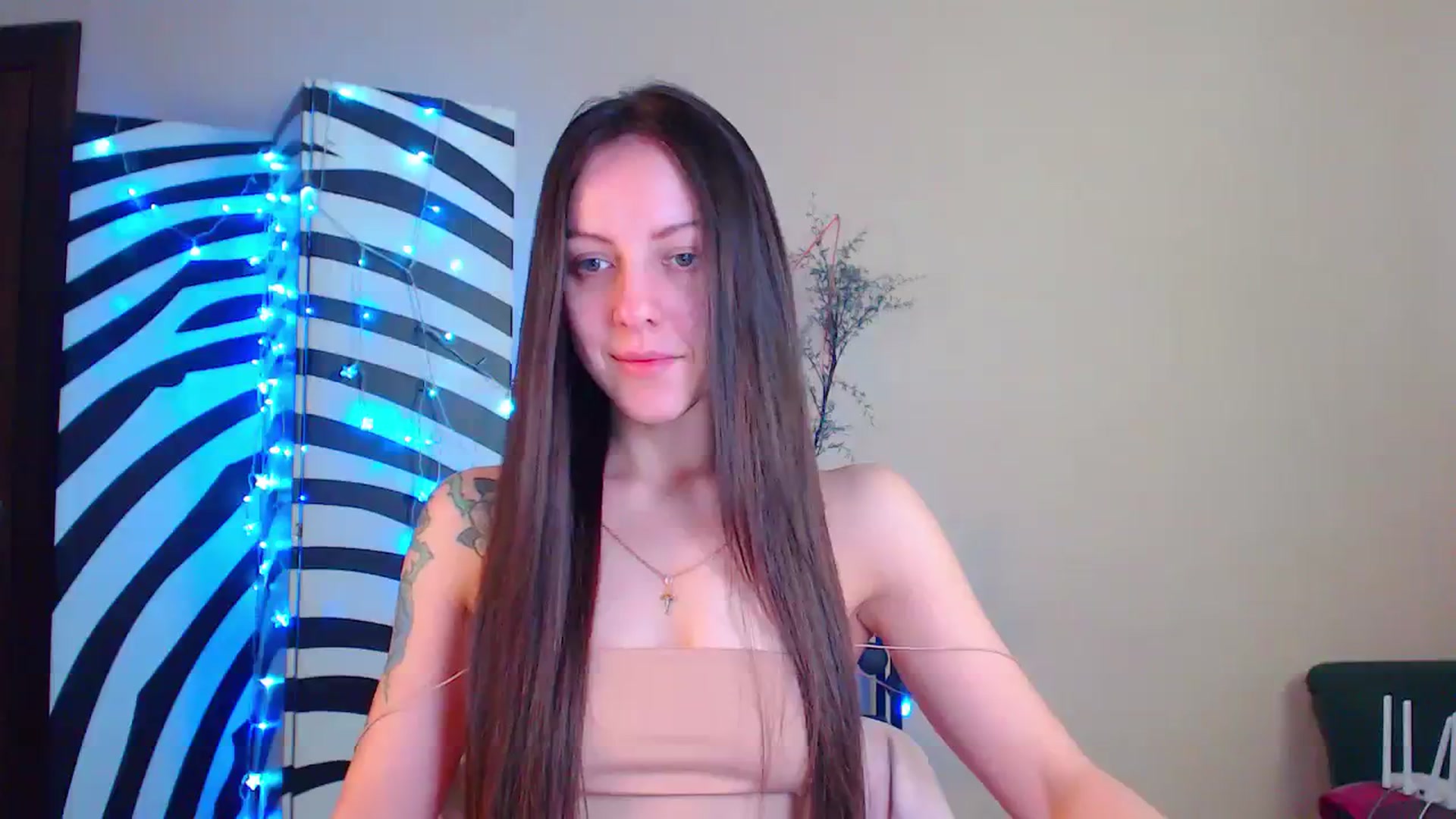 Gallery image thumbnail from Cos_Sexy's myfreecams stream on, 01/02/2024, 12:11 image 7 of 20
