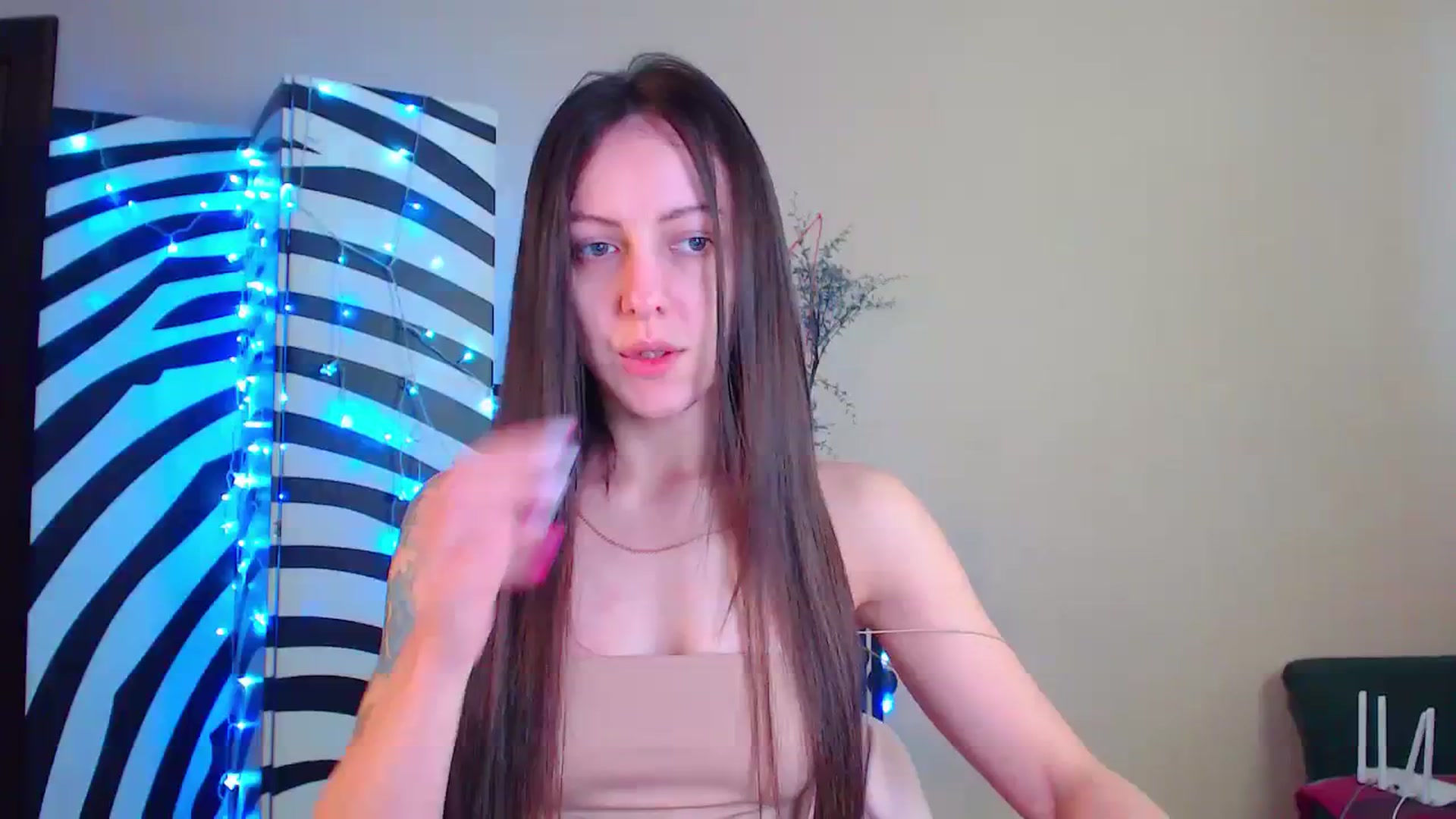 Gallery image thumbnail from Cos_Sexy's myfreecams stream on, 01/02/2024, 12:11 image 1 of 20