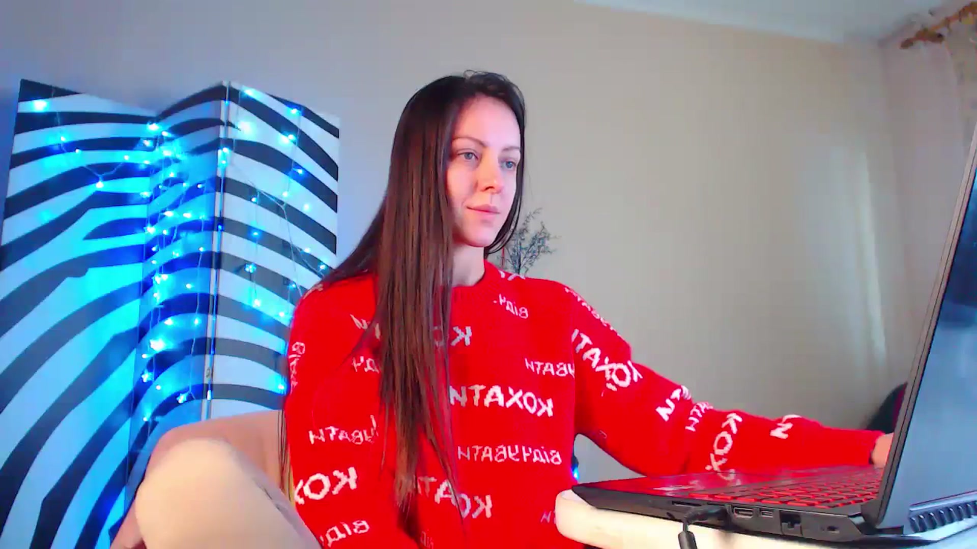 Gallery image thumbnail from Cos_Sexy's myfreecams stream on, 01/02/2024, 13:11 image 3 of 20