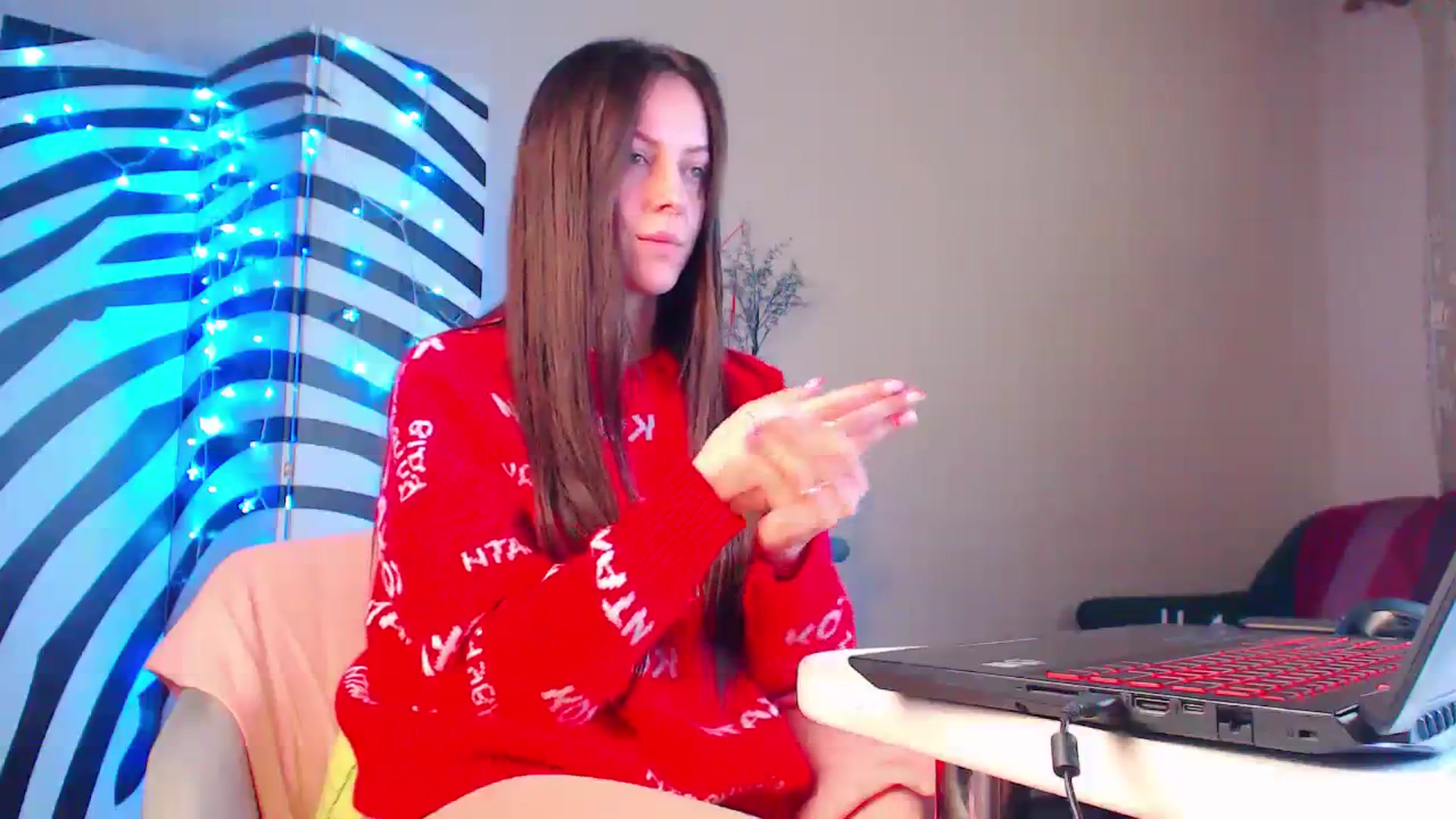 Gallery image thumbnail from Cos_Sexy's myfreecams stream on, 01/07/2024, 13:24 image 16 of 20
