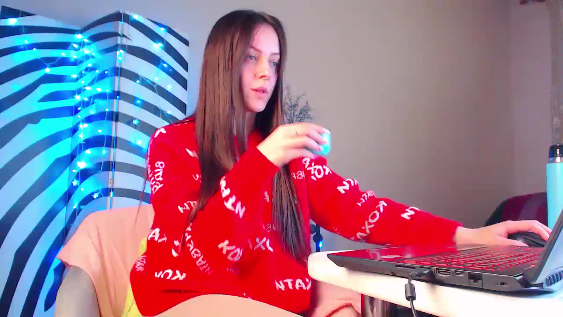 Gallery image thumbnail from Cos_Sexy's myfreecams stream on, 01/07/2024, 13:24 image 17 of 20