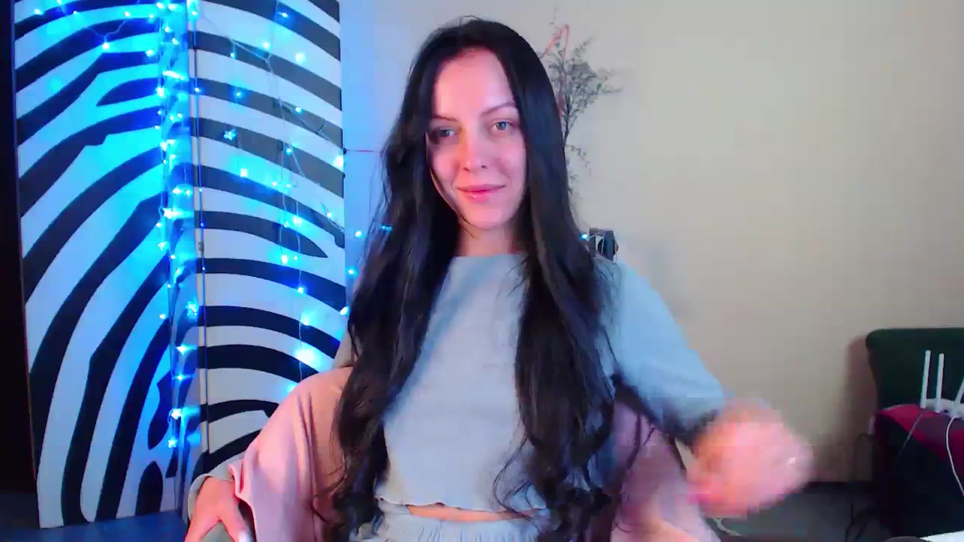 Gallery image thumbnail from Cos_Sexy's myfreecams stream on, 01/10/2024, 14:43 image 2 of 20