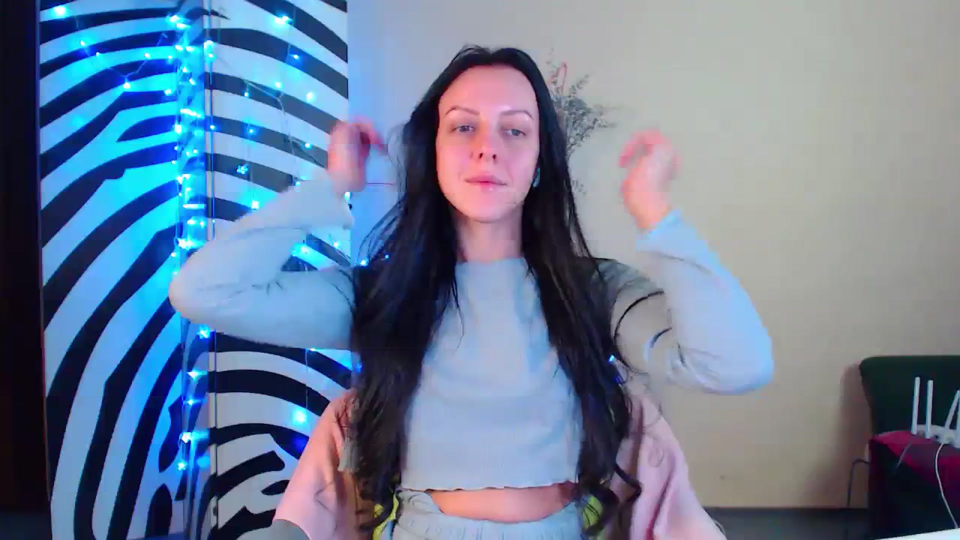 Gallery image thumbnail from Cos_Sexy's myfreecams stream on, 01/10/2024, 14:43 image 11 of 20