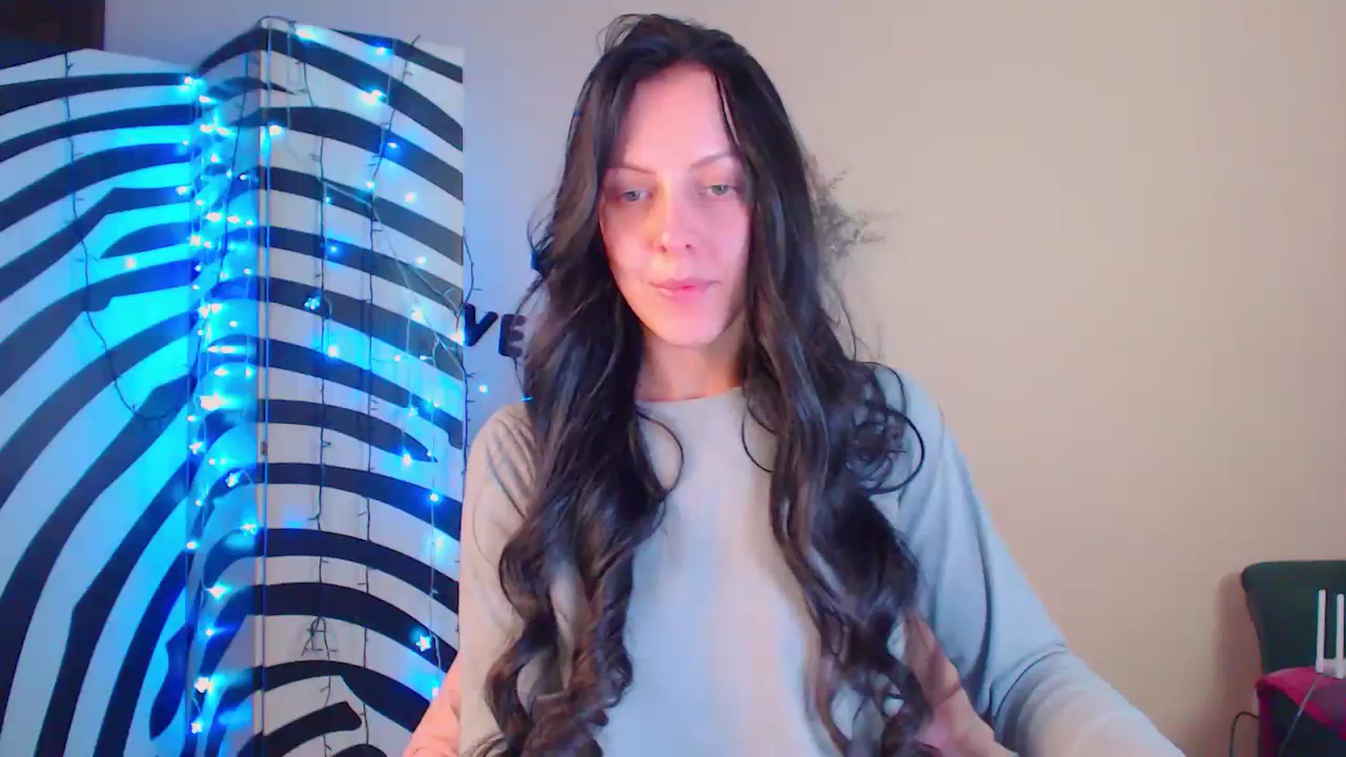Gallery image thumbnail from Cos_Sexy's myfreecams stream on, 01/11/2024, 15:13 image 16 of 20