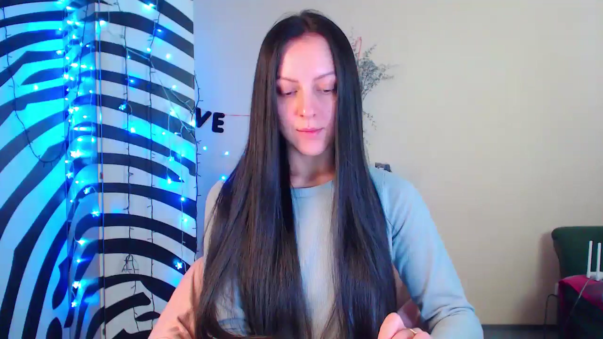 Gallery image thumbnail from Cos_Sexy's myfreecams stream on, 01/12/2024, 12:03 image 8 of 20