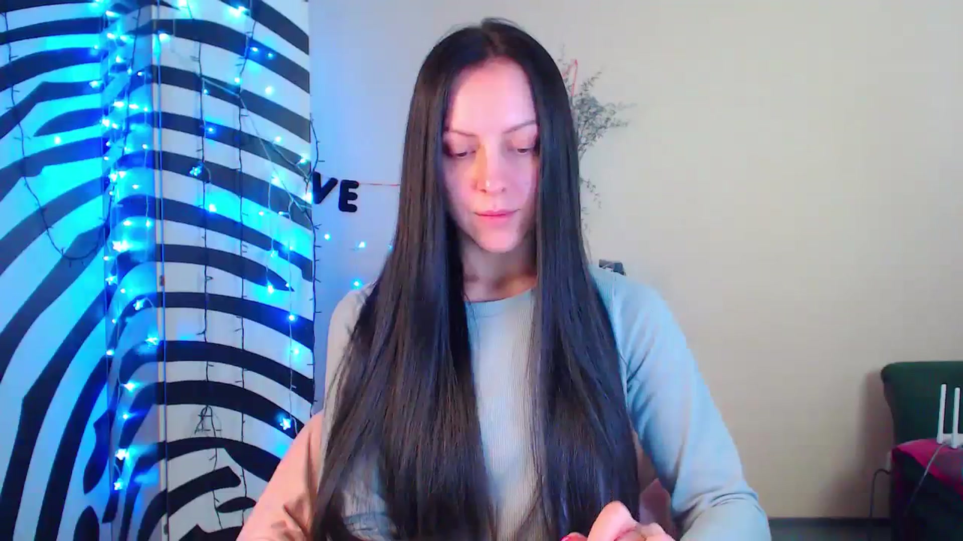 Gallery image thumbnail from Cos_Sexy's myfreecams stream on, 01/12/2024, 12:03 image 10 of 20