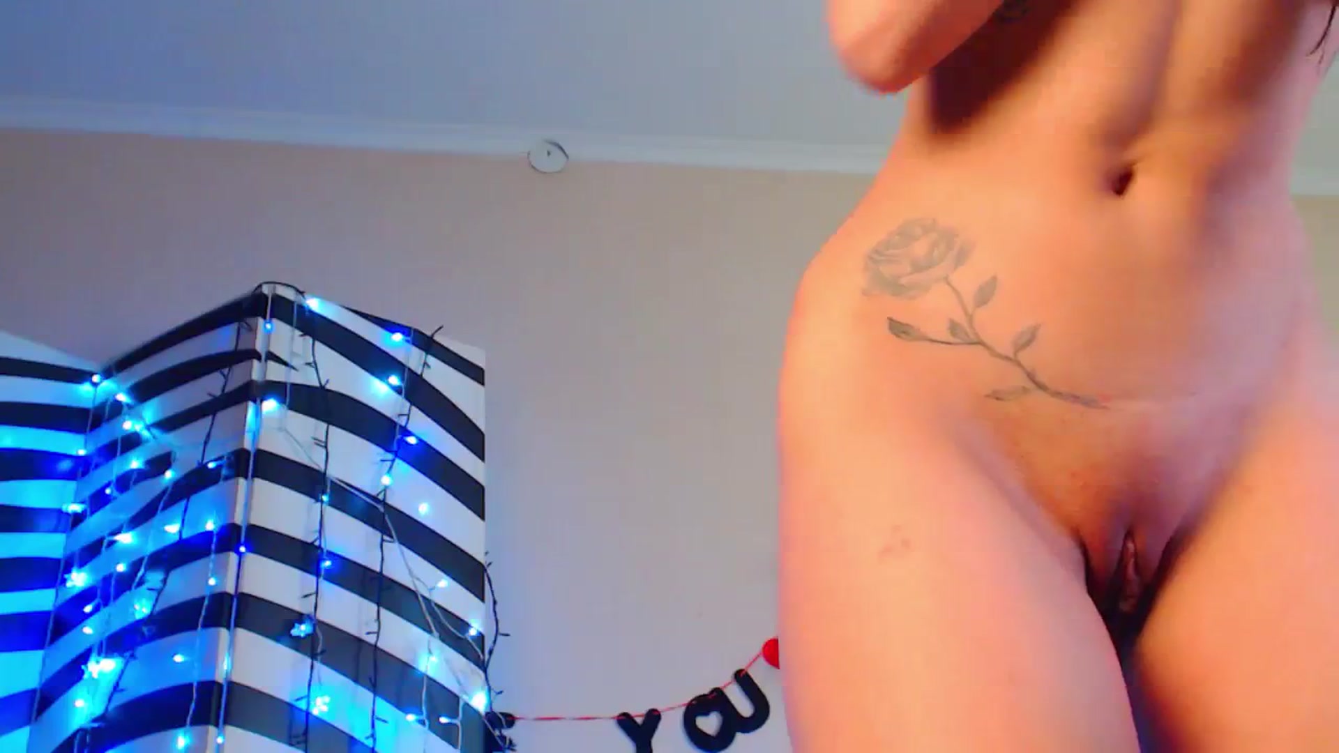Gallery image thumbnail from Cos_Sexy's myfreecams stream on, 01/12/2024, 13:26 image 16 of 20