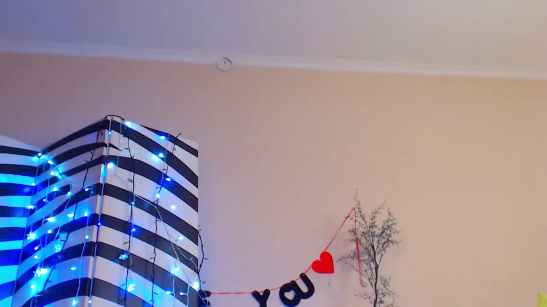 Gallery image thumbnail from Cos_Sexy's myfreecams stream on, 01/12/2024, 13:26 image 15 of 20