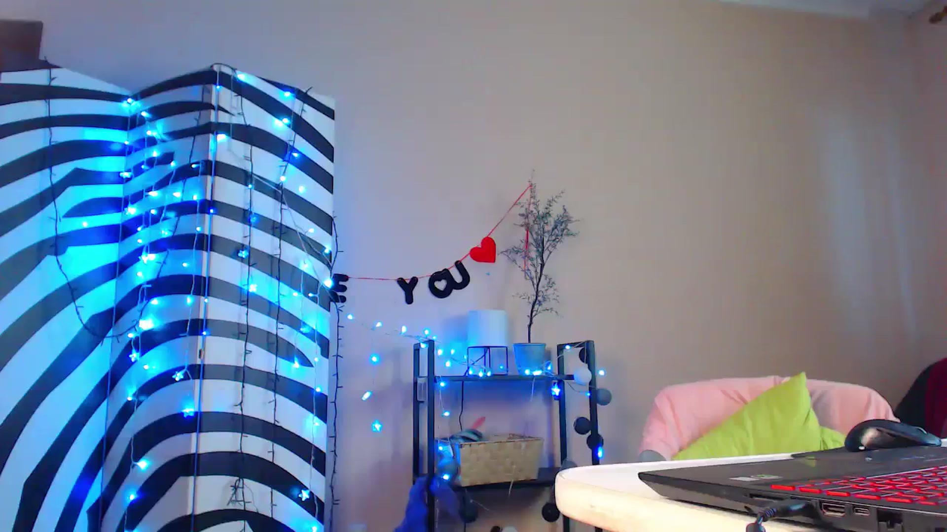 Gallery image thumbnail from Cos_Sexy's myfreecams stream on, 01/19/2024, 12:24 image 3 of 20