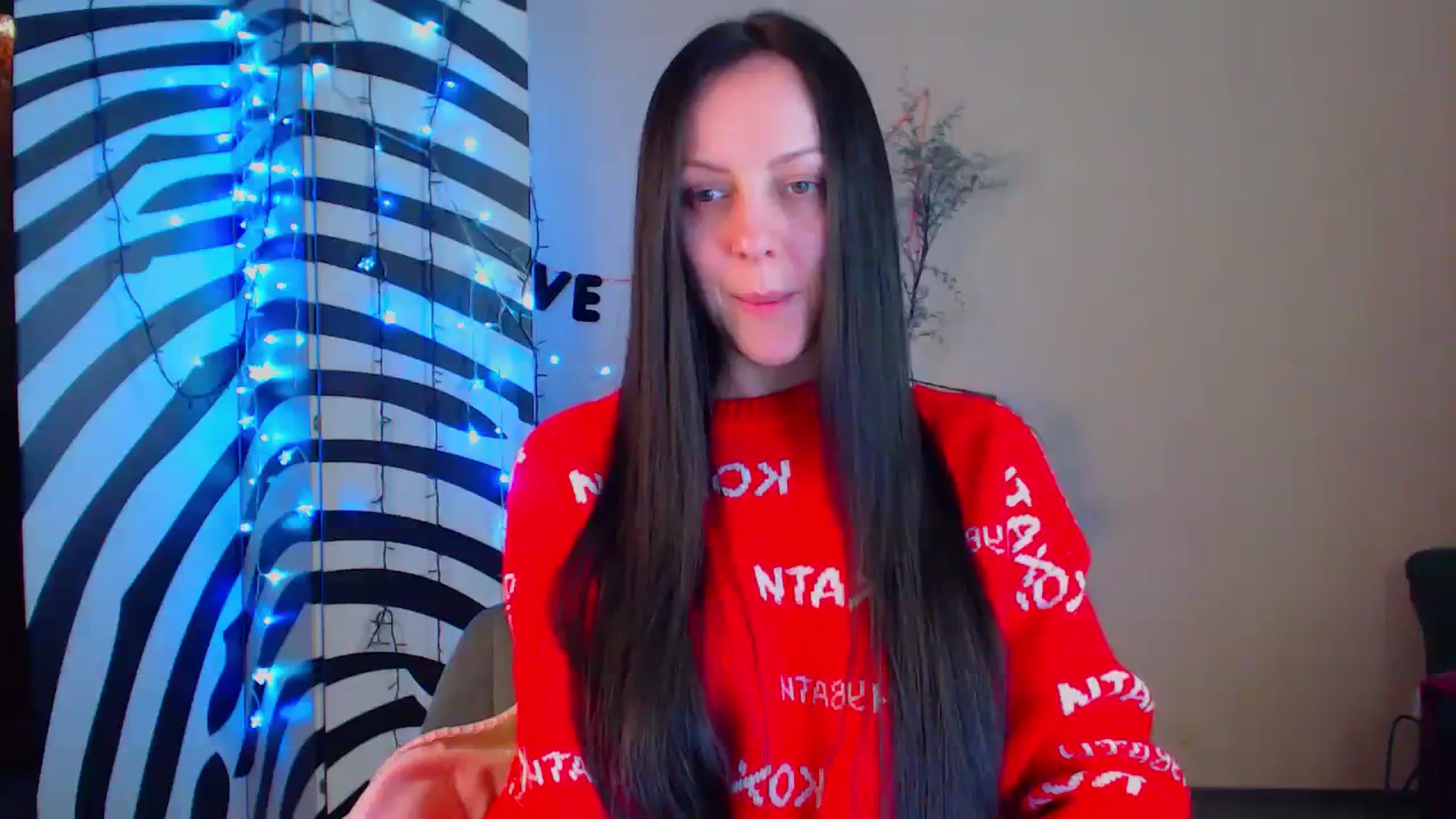 Gallery image thumbnail from Cos_Sexy's myfreecams stream on, 01/22/2024, 14:46 image 14 of 20