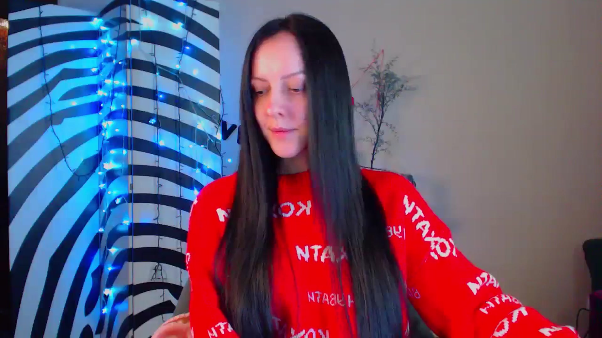 Gallery image thumbnail from Cos_Sexy's myfreecams stream on, 01/22/2024, 14:46 image 13 of 20