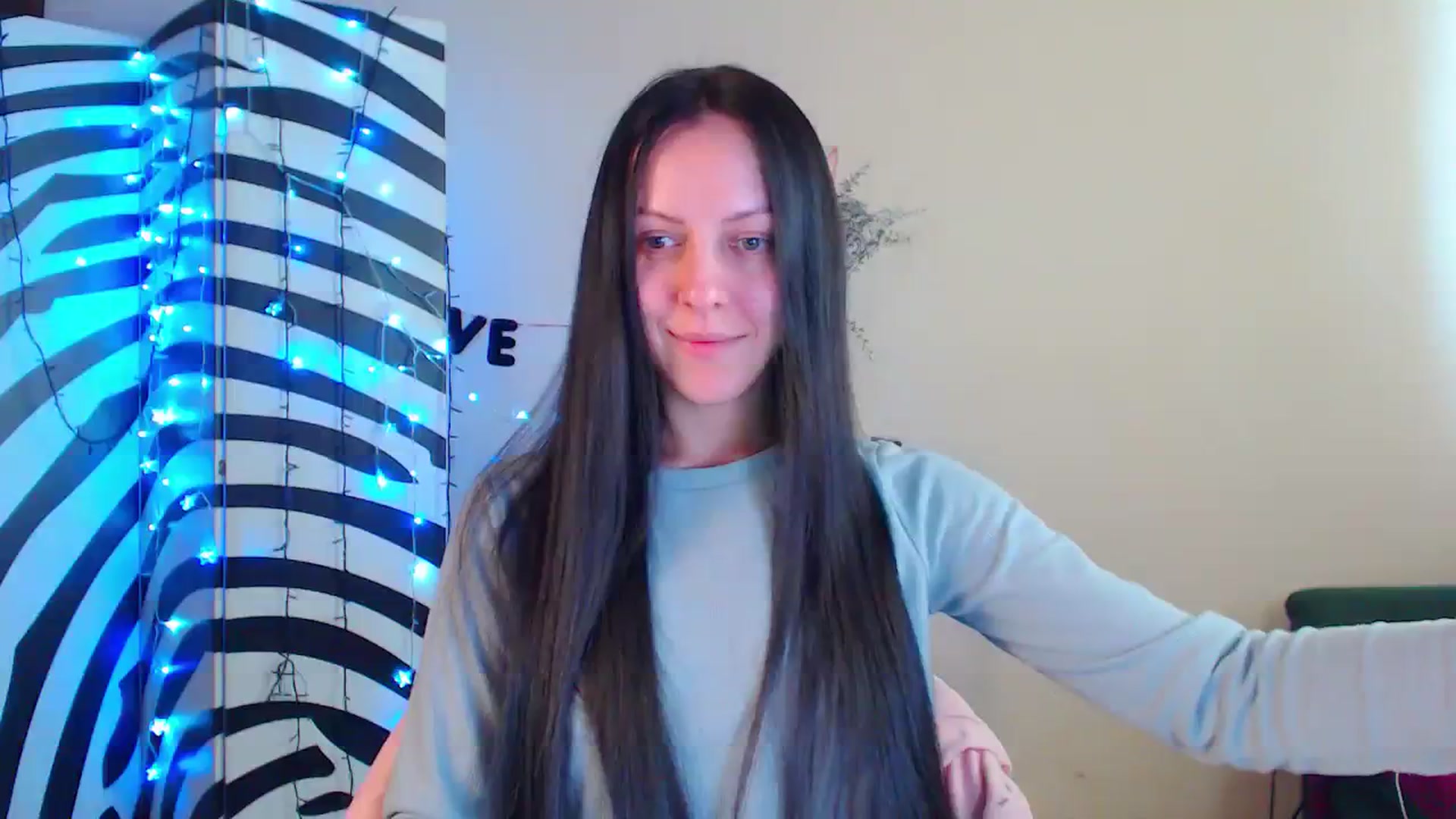 Gallery image thumbnail from Cos_Sexy's myfreecams stream on, 02/01/2024, 12:50 image 1 of 20