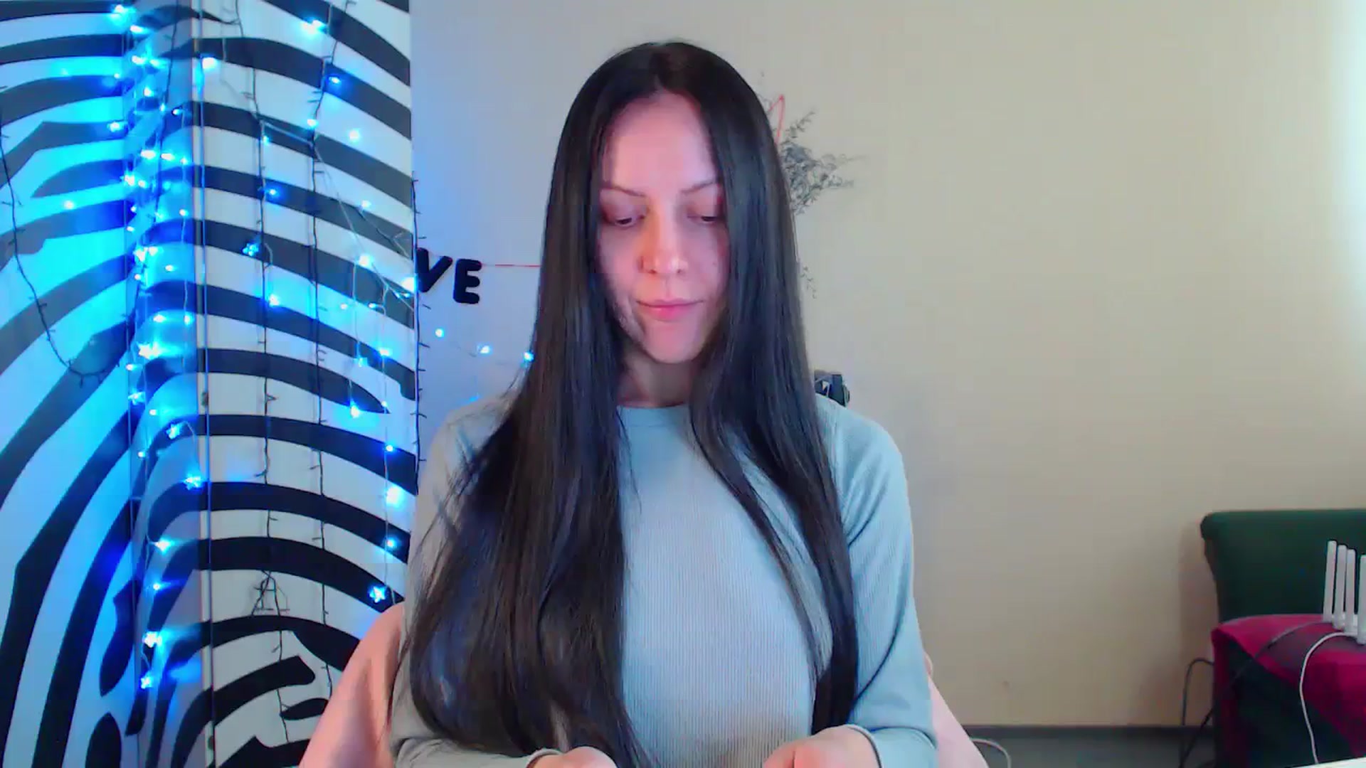 Gallery image thumbnail from Cos_Sexy's myfreecams stream on, 02/01/2024, 12:50 image 7 of 20