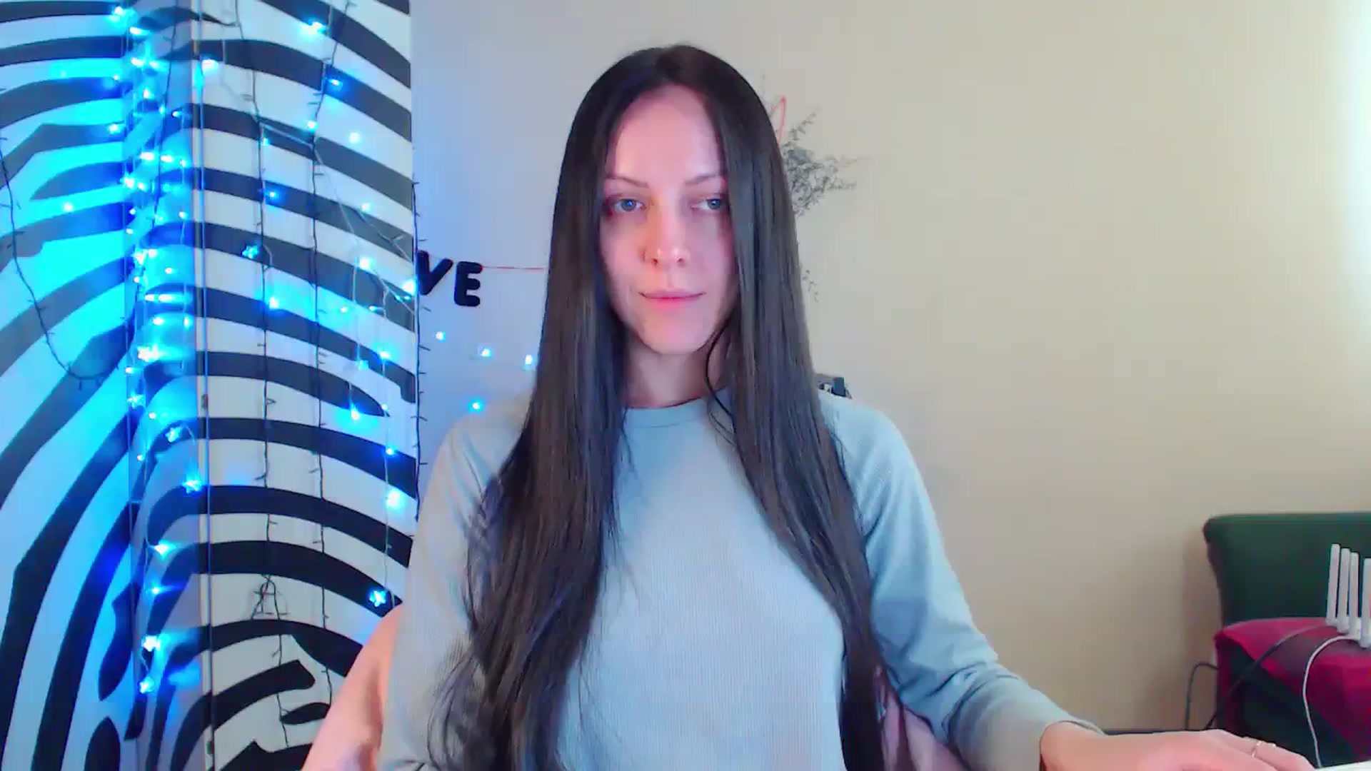 Gallery image thumbnail from Cos_Sexy's myfreecams stream on, 02/01/2024, 12:50 image 16 of 20