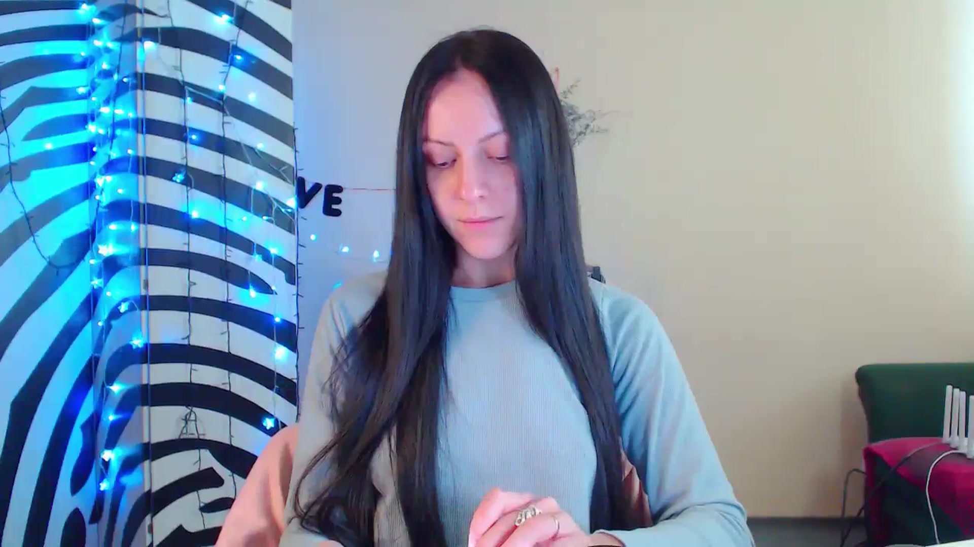 Gallery image thumbnail from Cos_Sexy's myfreecams stream on, 02/01/2024, 12:50 image 12 of 20