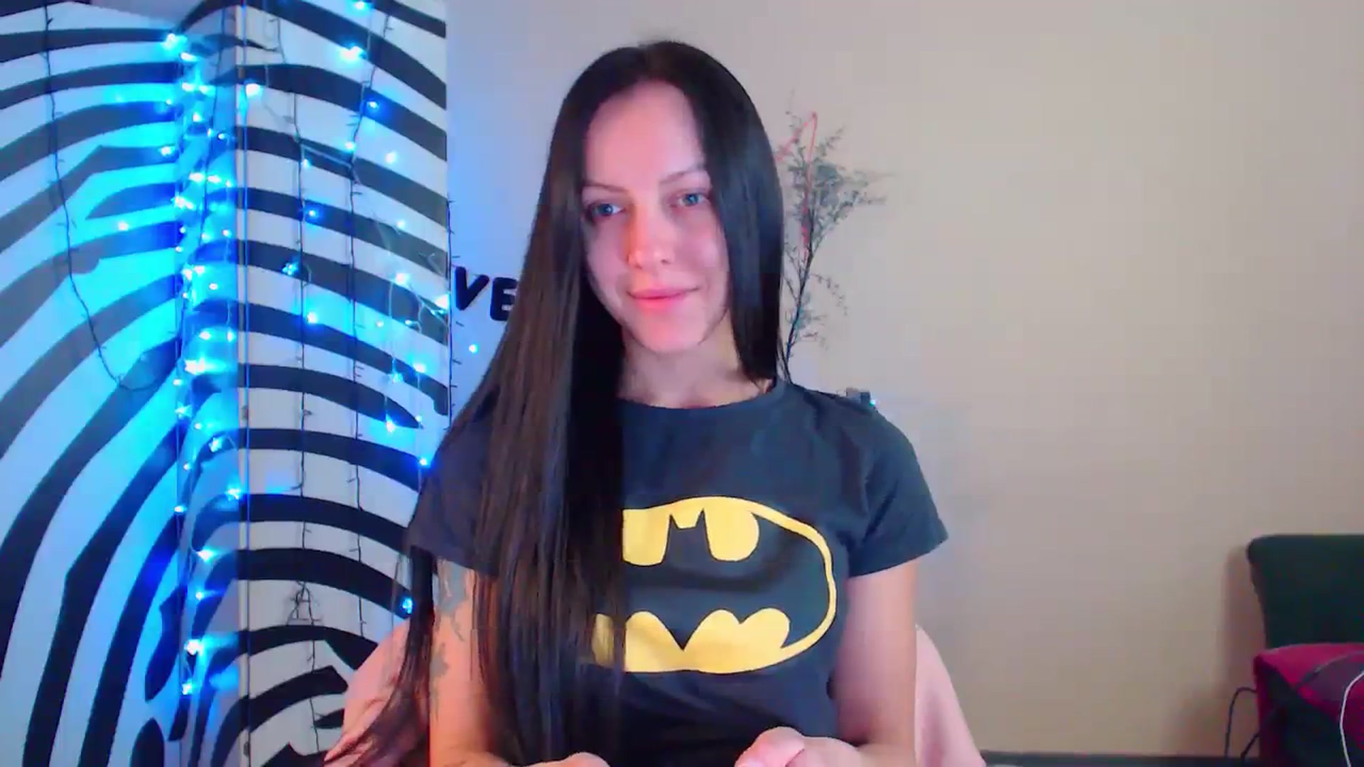 Gallery image thumbnail from Cos_Sexy's myfreecams stream on, 02/05/2024, 12:25 image 11 of 20