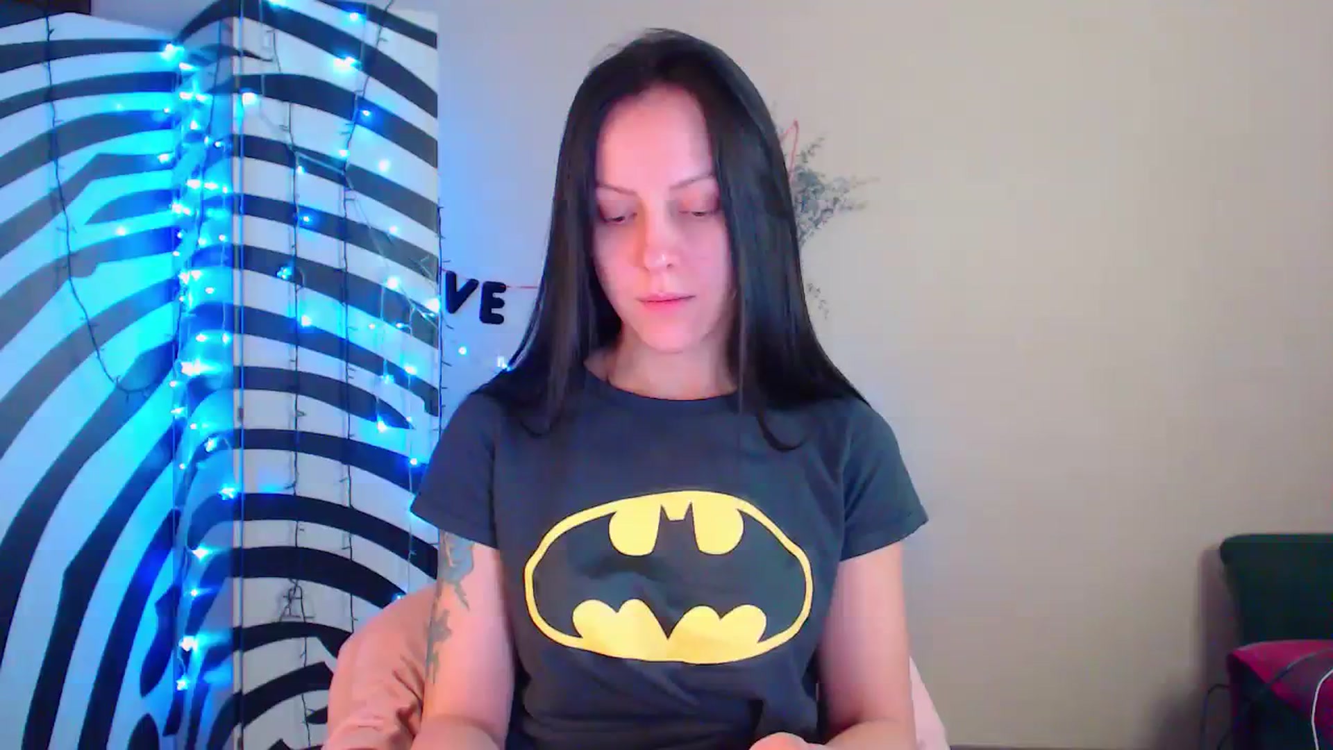 Gallery image thumbnail from Cos_Sexy's myfreecams stream on, 02/05/2024, 12:25 image 20 of 20