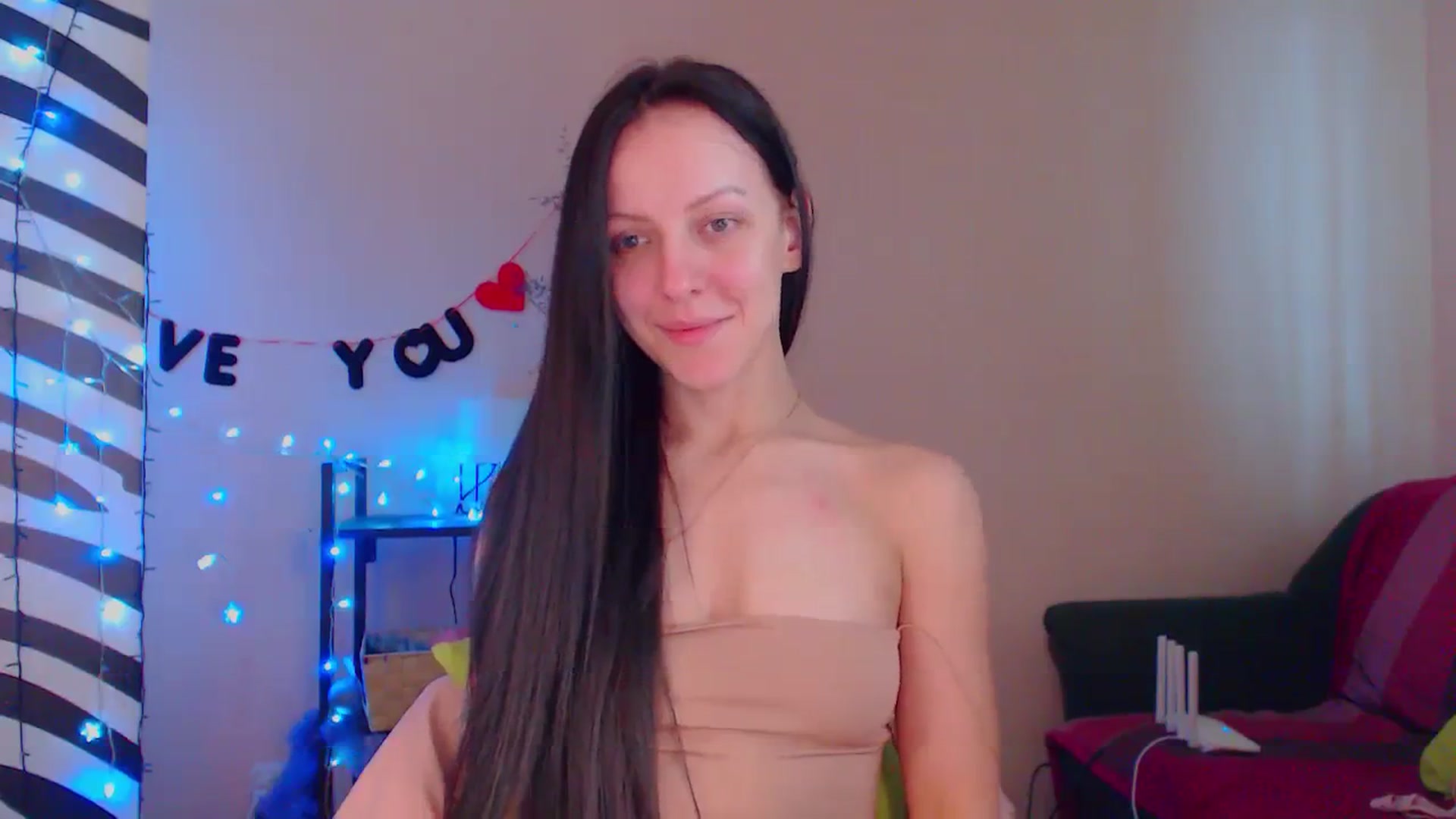 Gallery image thumbnail from Cos_Sexy's myfreecams stream on, 02/08/2024, 11:40 image 6 of 20
