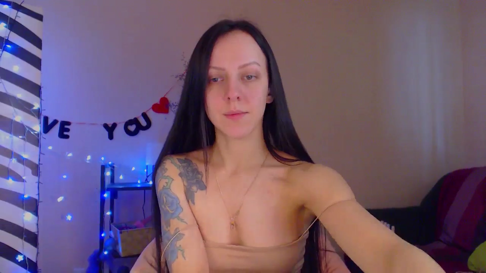 Gallery image thumbnail from Cos_Sexy's myfreecams stream on, 02/08/2024, 13:32 image 11 of 20