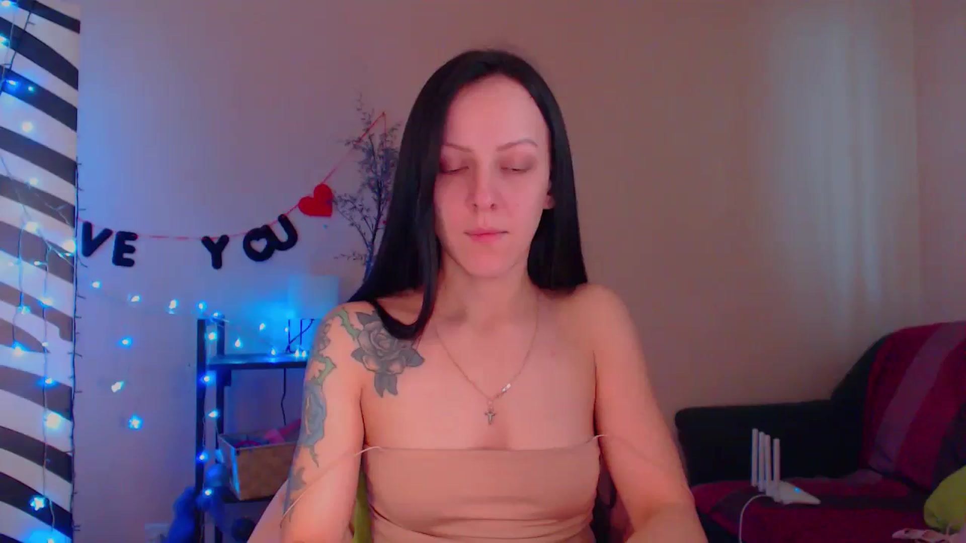 Gallery image thumbnail from Cos_Sexy's myfreecams stream on, 02/08/2024, 13:32 image 5 of 20