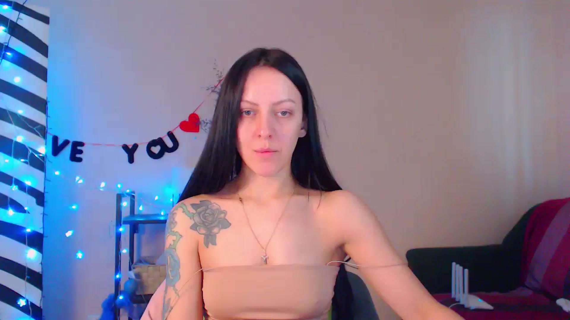 Gallery image thumbnail from Cos_Sexy's myfreecams stream on, 02/10/2024, 12:22 image 16 of 20