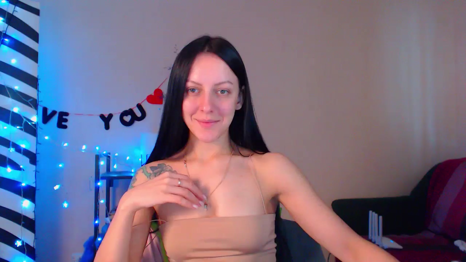 Gallery image thumbnail from Cos_Sexy's myfreecams stream on, 02/10/2024, 13:10 image 3 of 20