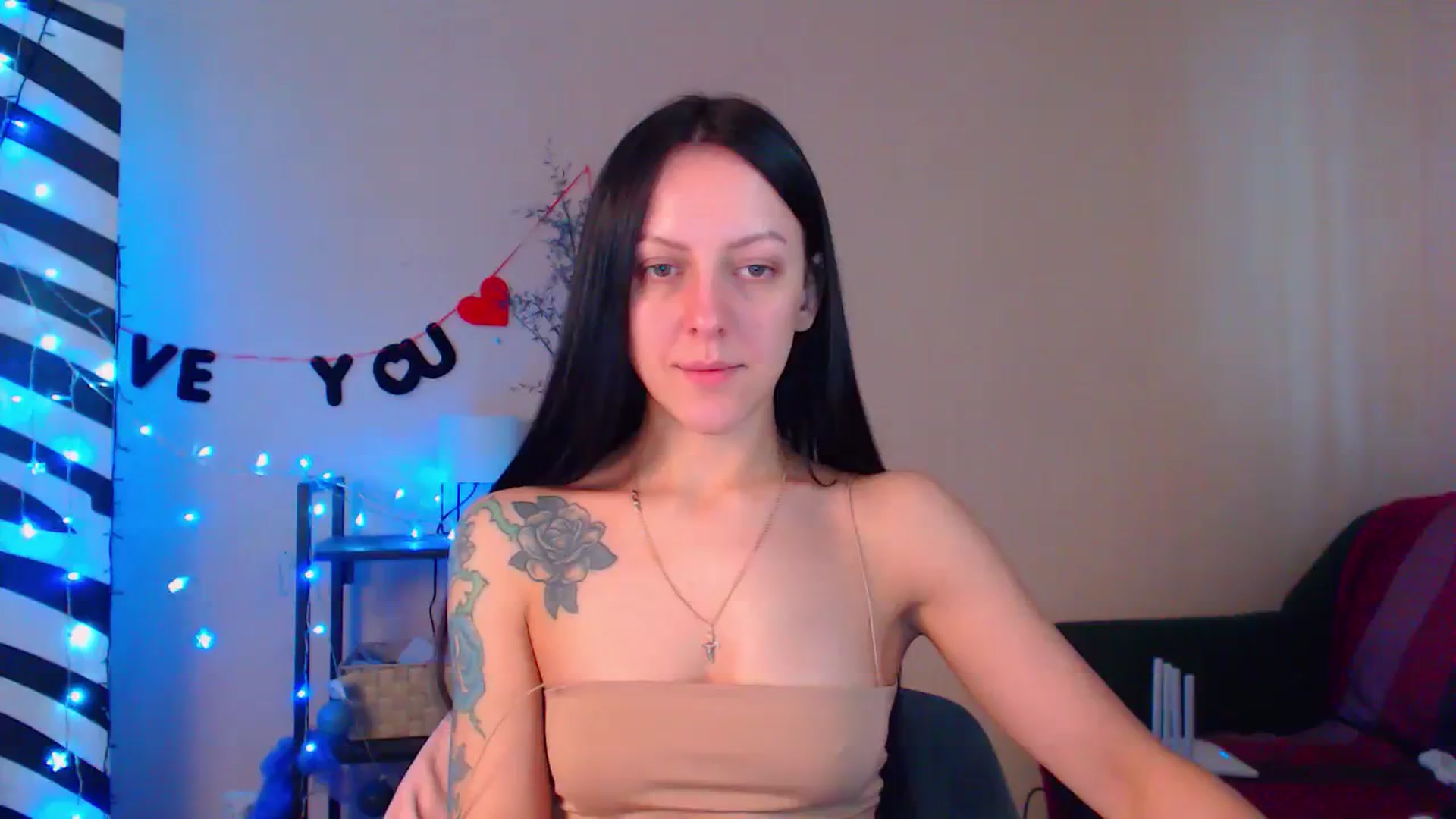 Gallery image thumbnail from Cos_Sexy's myfreecams stream on, 02/10/2024, 13:10 image 1 of 20