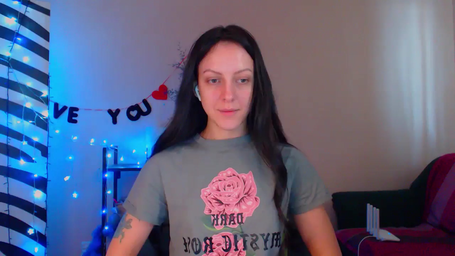 Gallery image thumbnail from Cos_Sexy's myfreecams stream on, 02/13/2024, 12:41 image 6 of 20