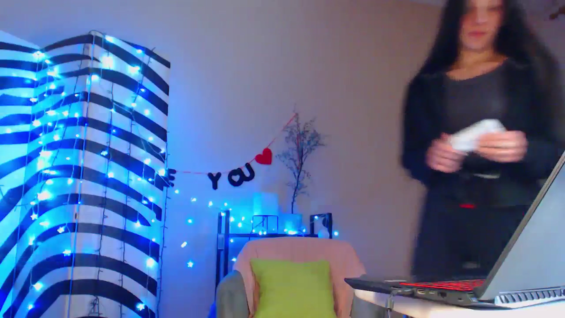 Gallery image thumbnail from Cos_Sexy's myfreecams stream on, 02/14/2024, 15:11 image 20 of 20