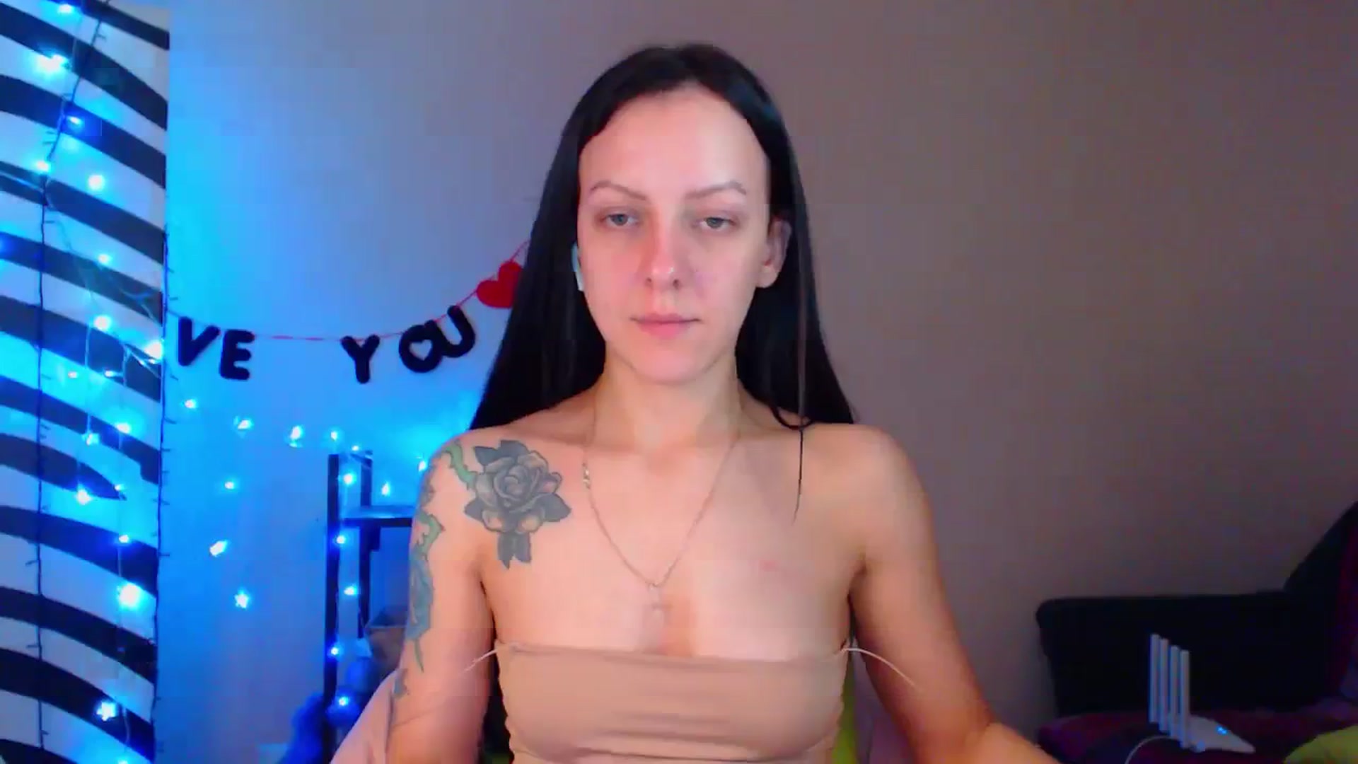 Gallery image thumbnail from Cos_Sexy's myfreecams stream on, 02/14/2024, 15:11 image 5 of 20
