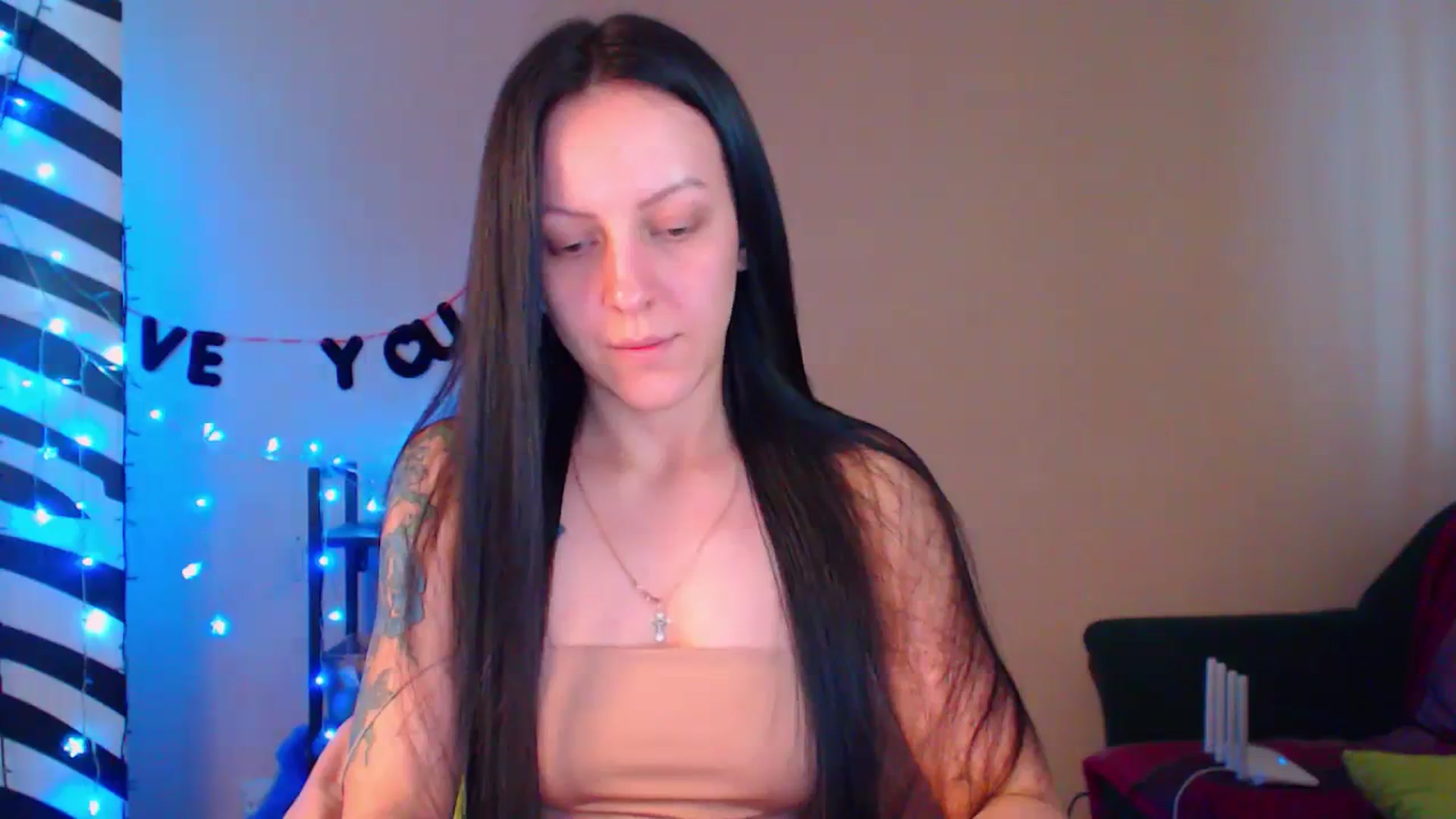 Gallery image thumbnail from Cos_Sexy's myfreecams stream on, 02/15/2024, 13:52 image 14 of 20