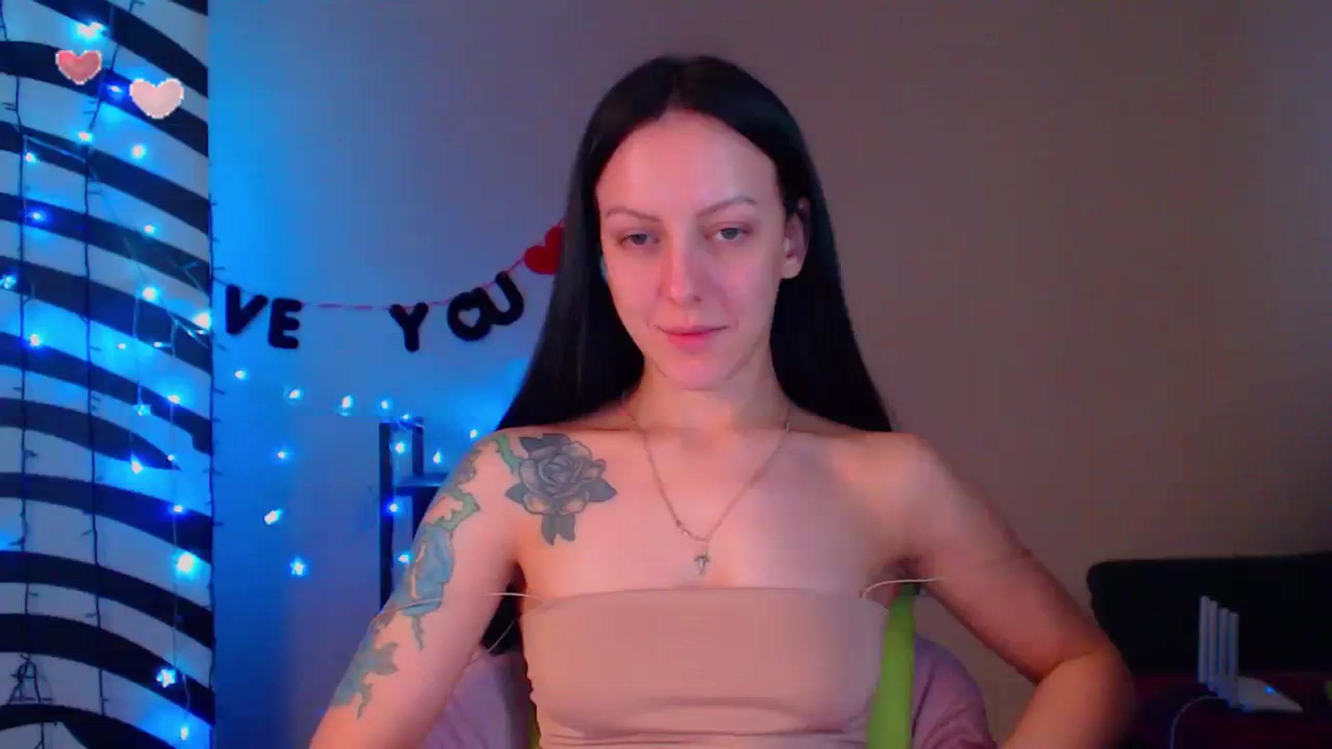 Gallery image thumbnail from Cos_Sexy's myfreecams stream on, 02/15/2024, 14:23 image 1 of 20
