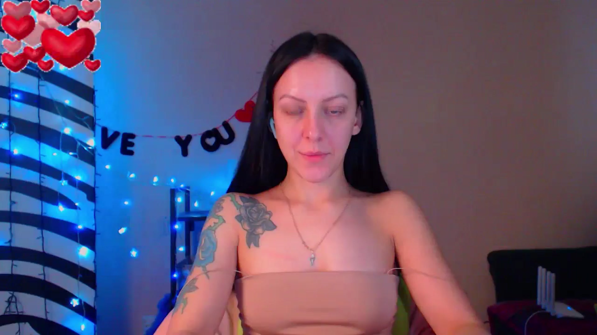 Gallery image thumbnail from Cos_Sexy's myfreecams stream on, 02/15/2024, 14:23 image 5 of 20