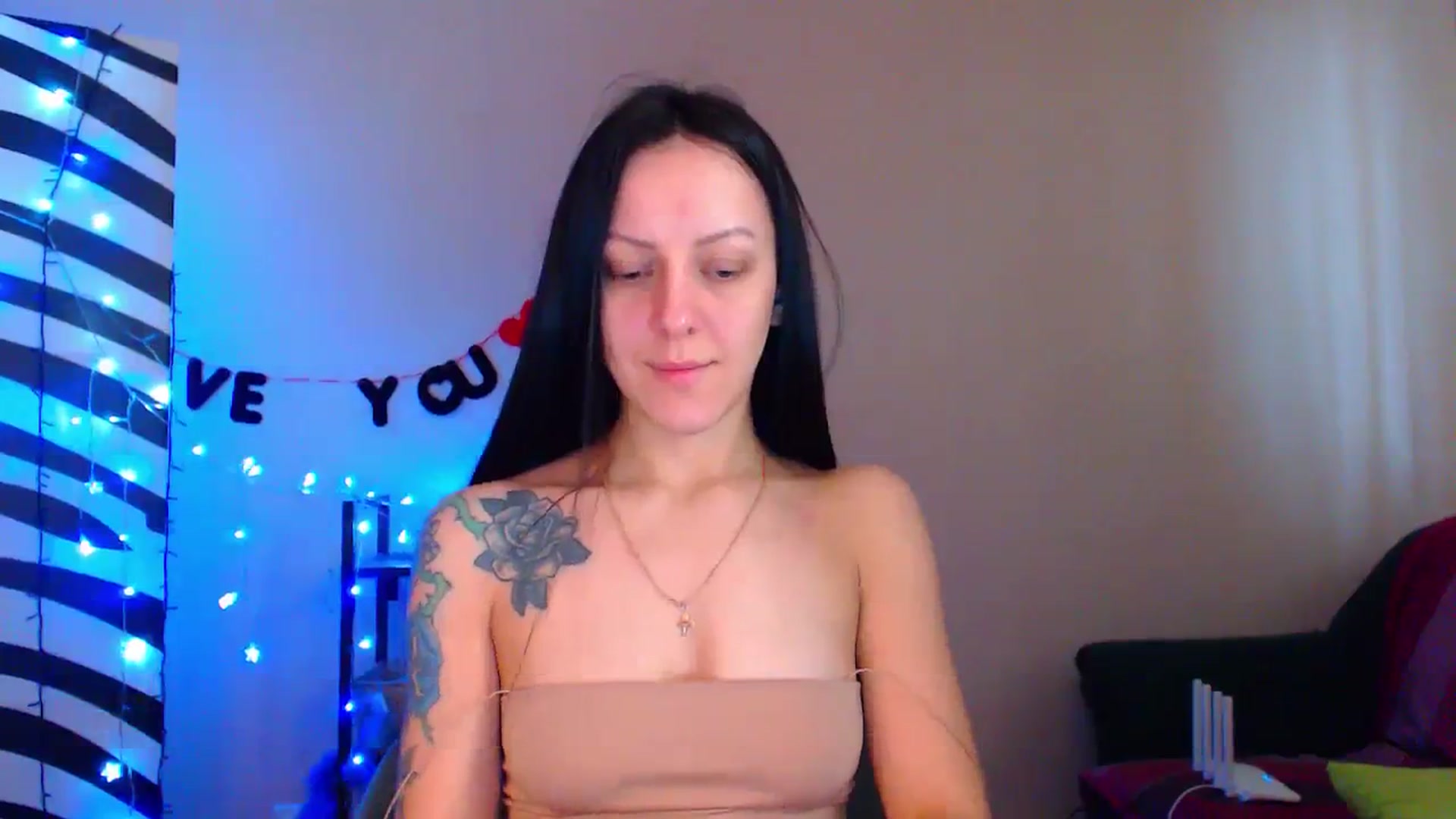 Gallery image thumbnail from Cos_Sexy's myfreecams stream on, 02/16/2024, 11:45 image 11 of 20